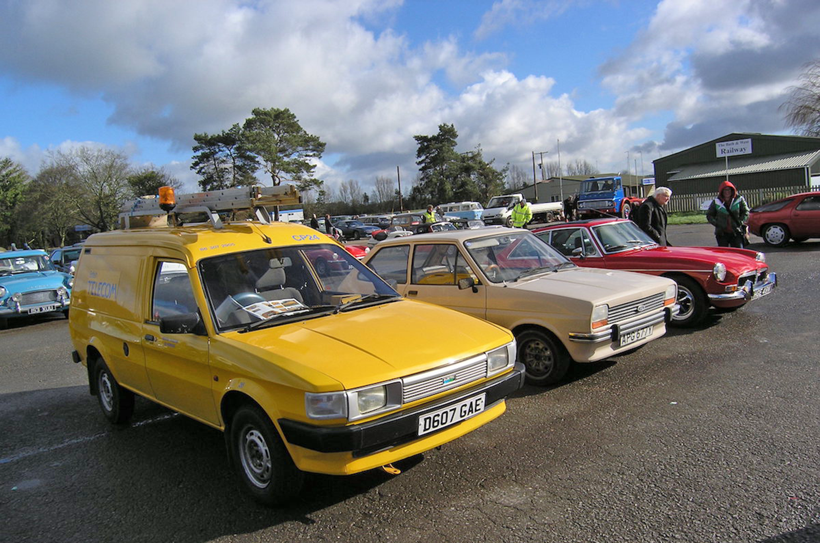 Boycie stars at Shepton Mallet classic show 