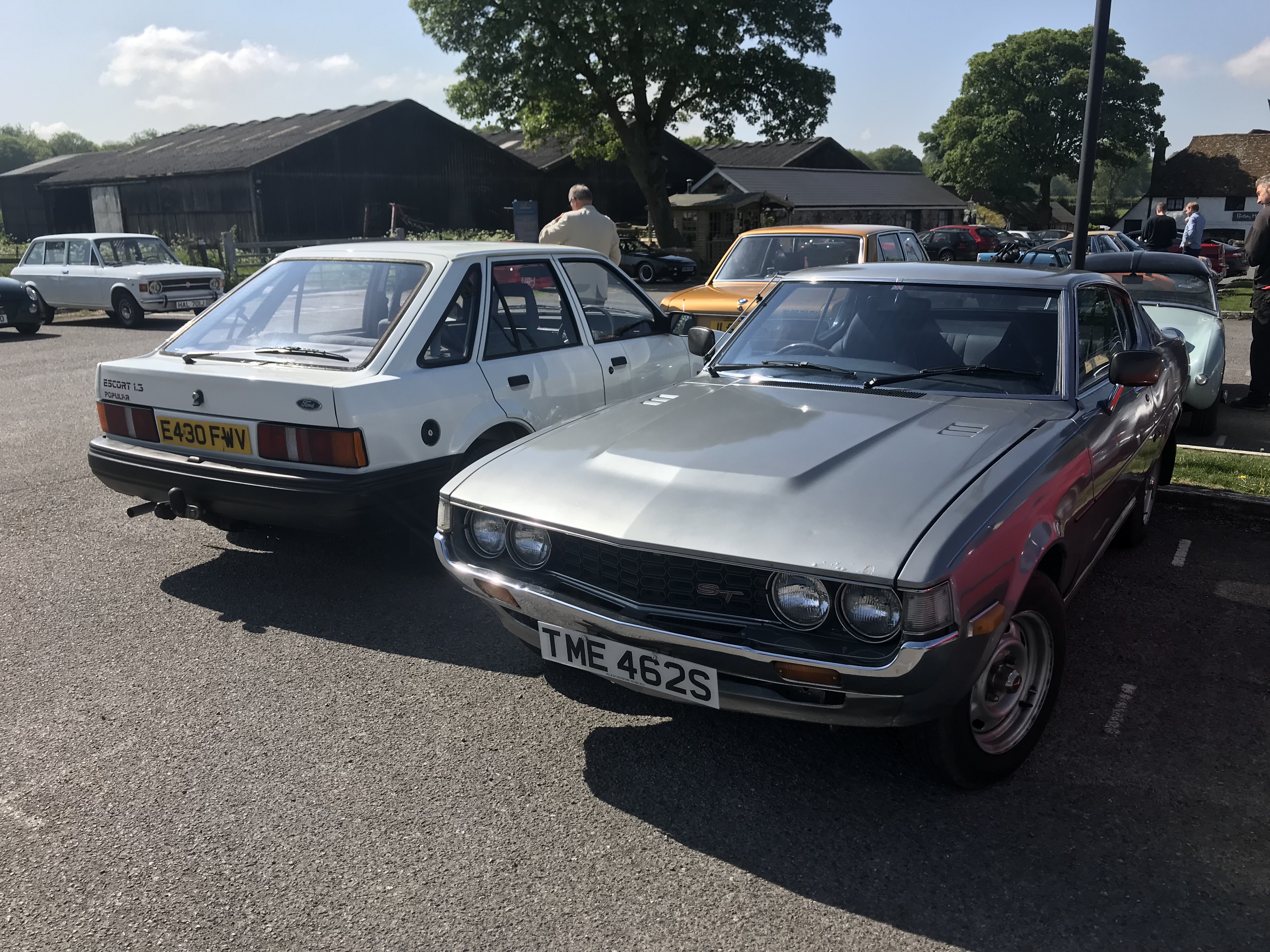 Dozens of classics scale Botley Hill – Classic & Sports Car