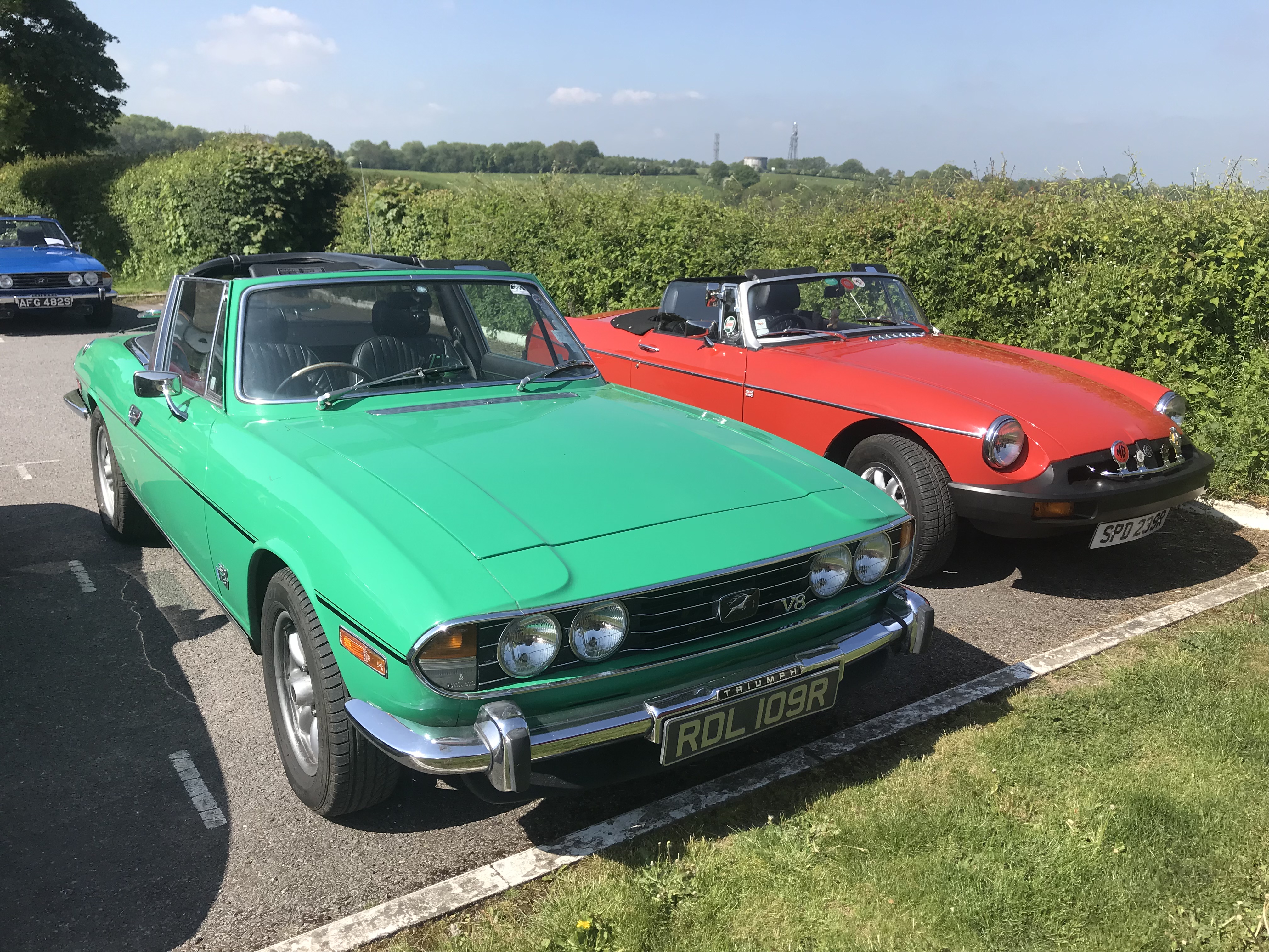 Dozens of classics scale Botley Hill – Classic & Sports Car