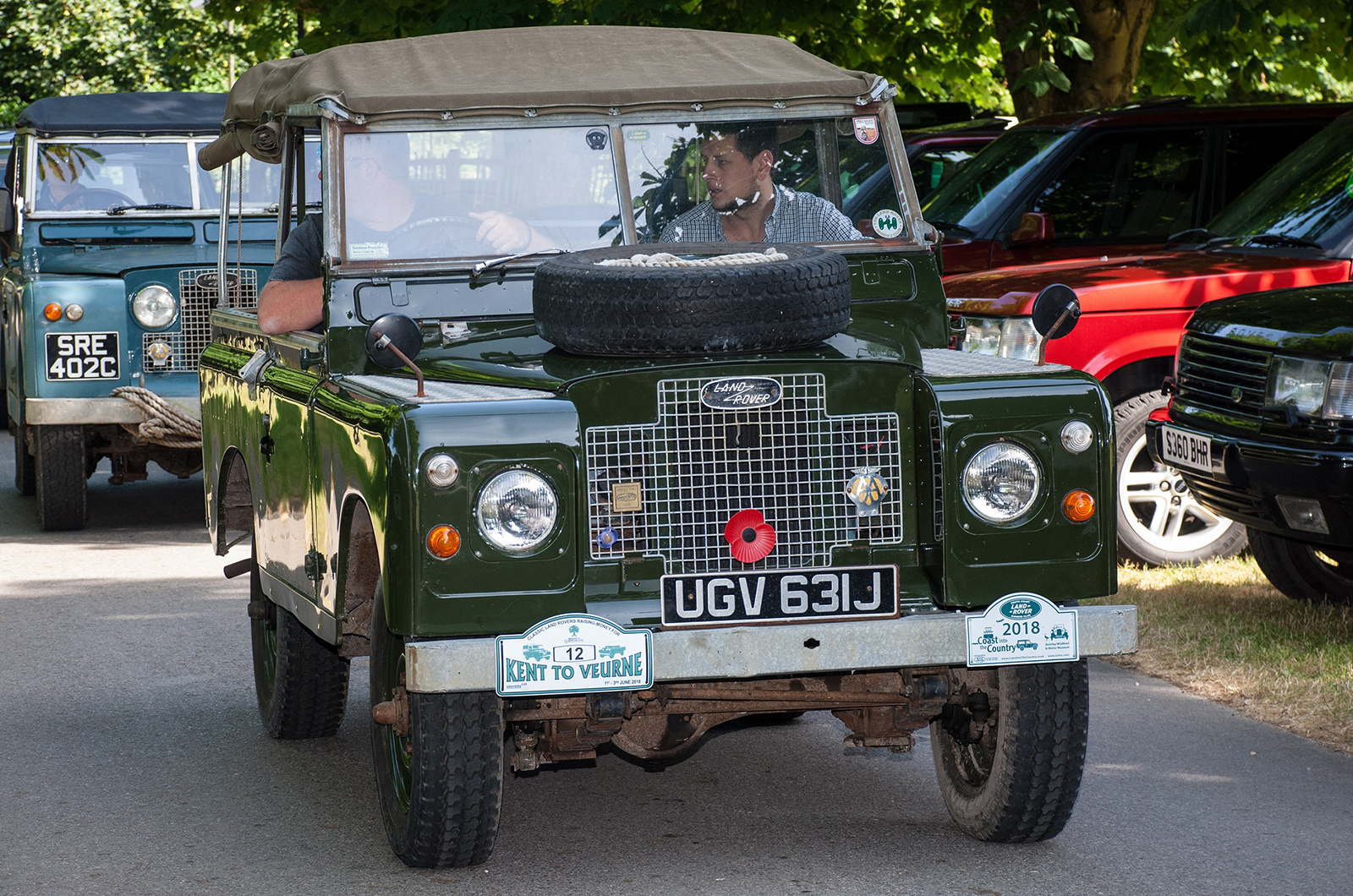 Classic & Sports Car – Simply Land Rover hits new heights for marque's 70th