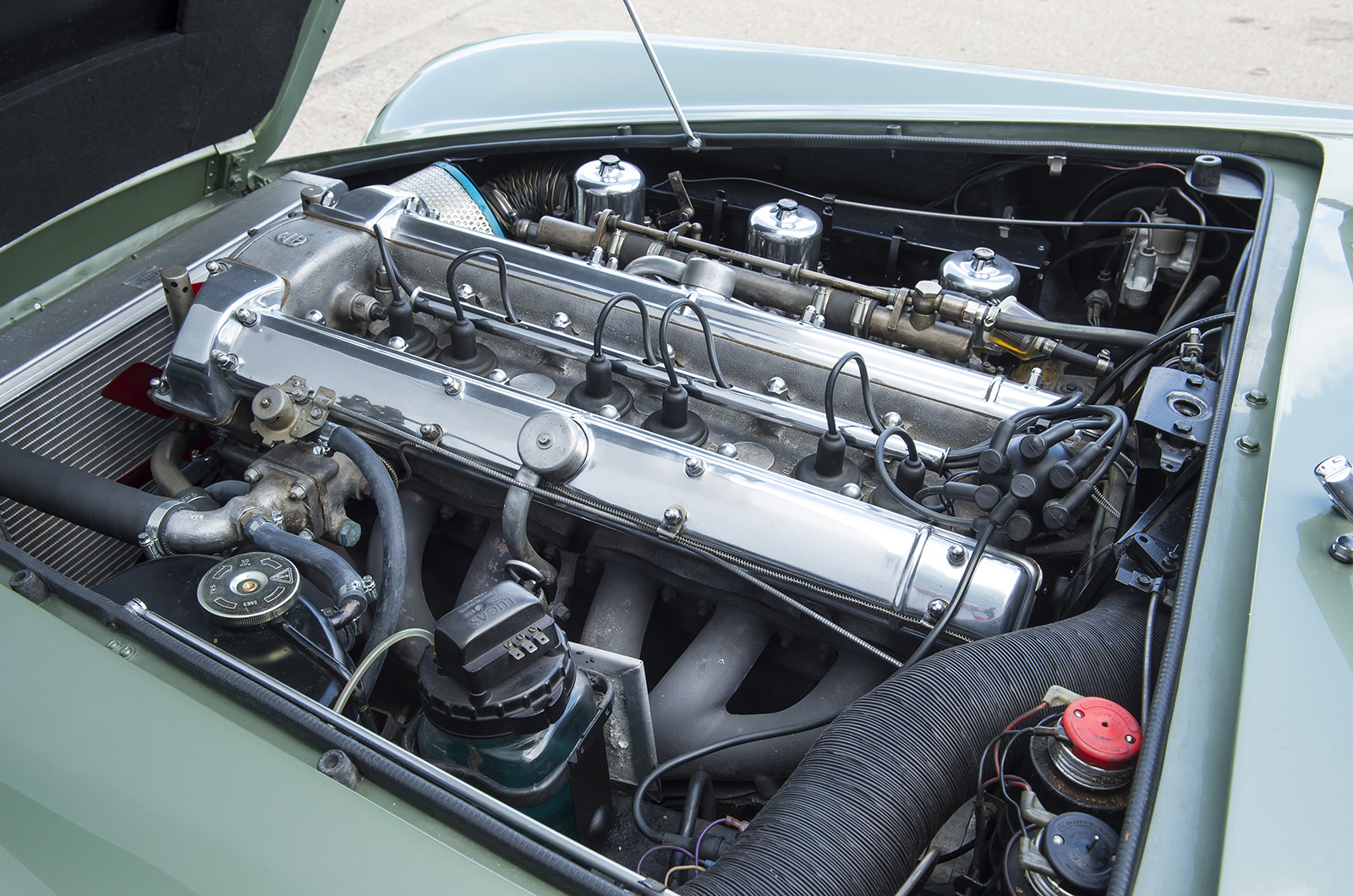 Classic & Sports Car – Jools Holland's DB6 sells for £494k