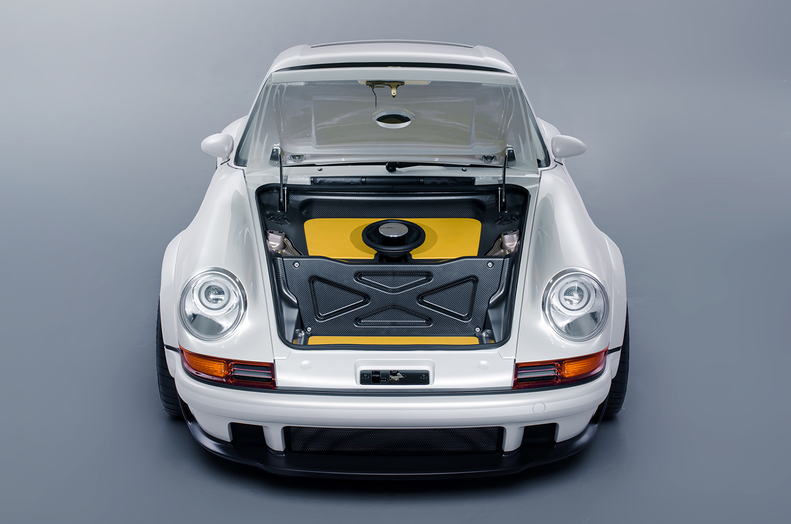 Classic & Sports Car – Is this the best-ever air-cooled Porsche 911?