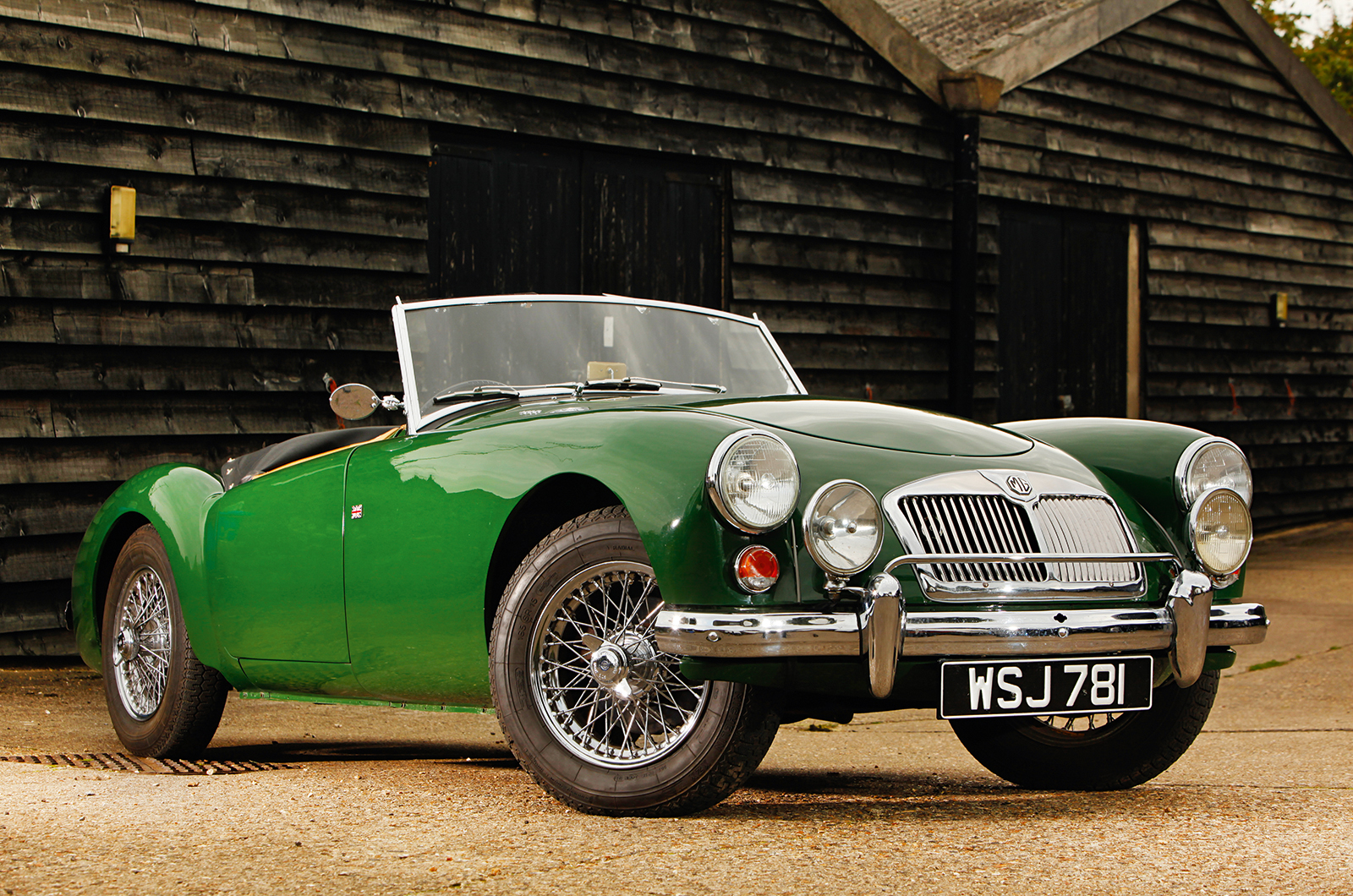 Classic & Sports Car – Nine Dinos set for Salon Privé concours