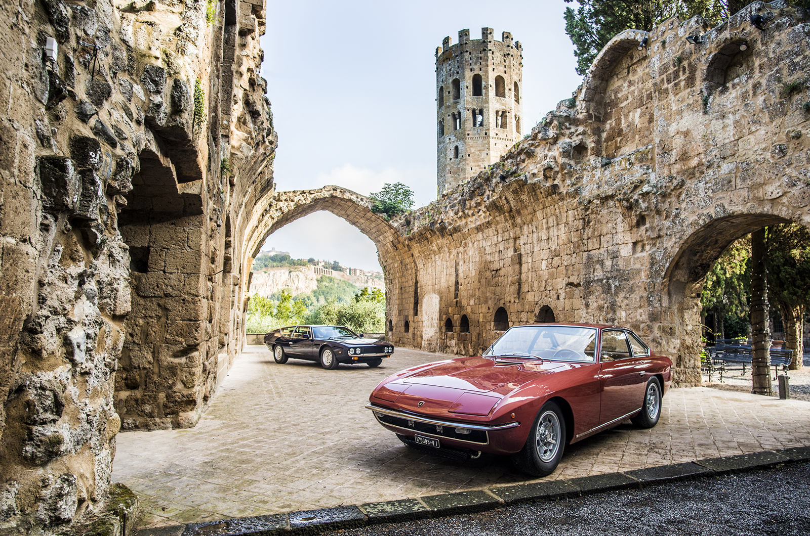 Classic & Sports Car – Half century tour for Islero and Espada