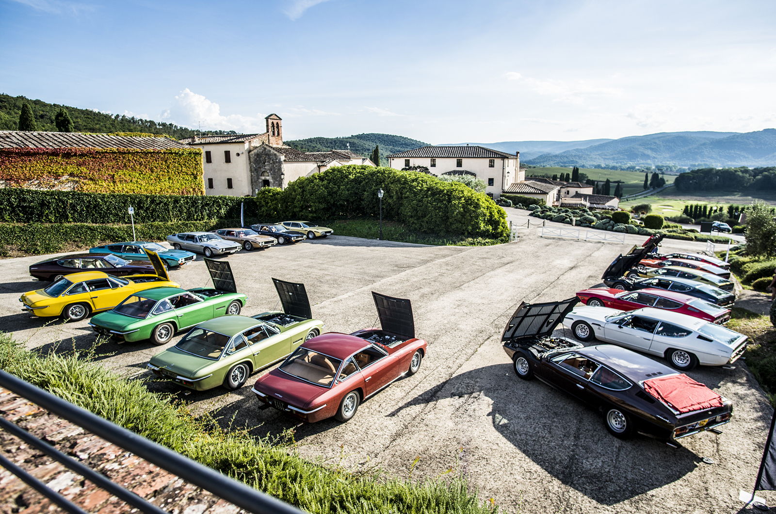Classic & Sports Car – Half century tour for Islero and Espada