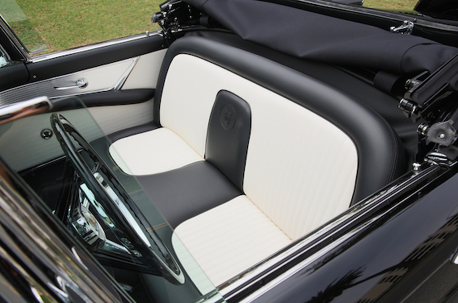 Classic & Sports Car – Marilyn Monroe's Thunderbird is coming to auction for the first time