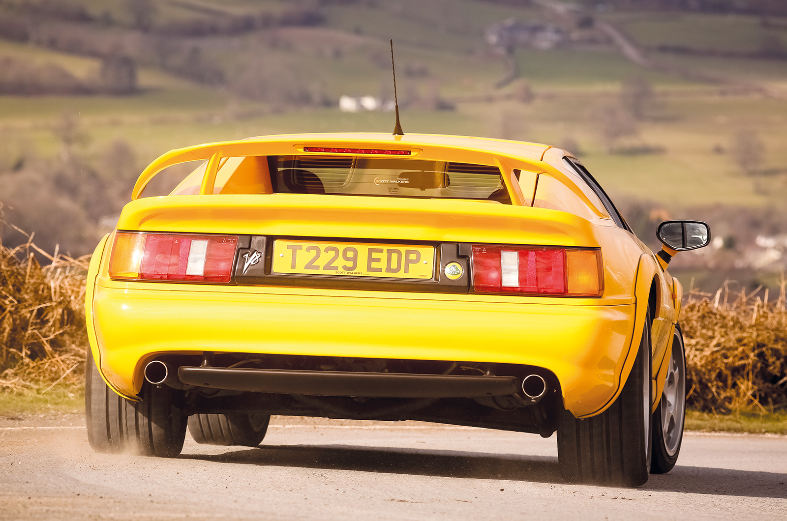 Classic & Sports Car – Brave new world: TVR Cerbera vs Lotus Esprit