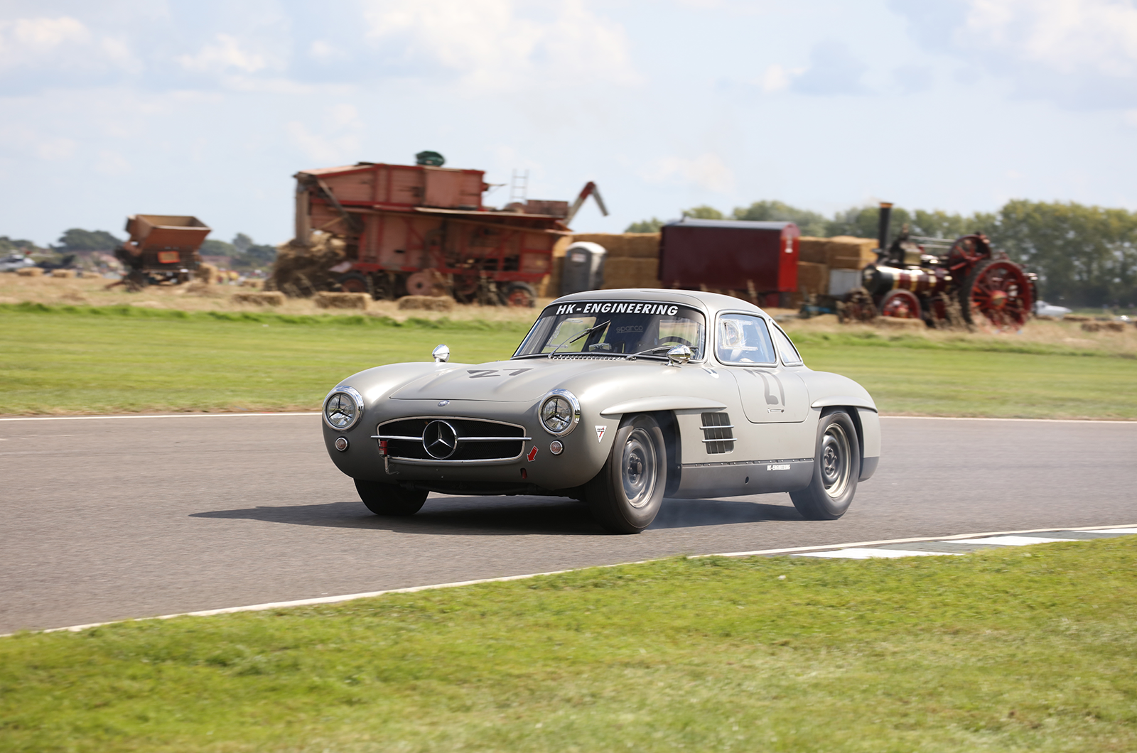 Classic & Sports Car – Goodwood Revival Day One: ‘Breadvan’ wins £200m Kinrara