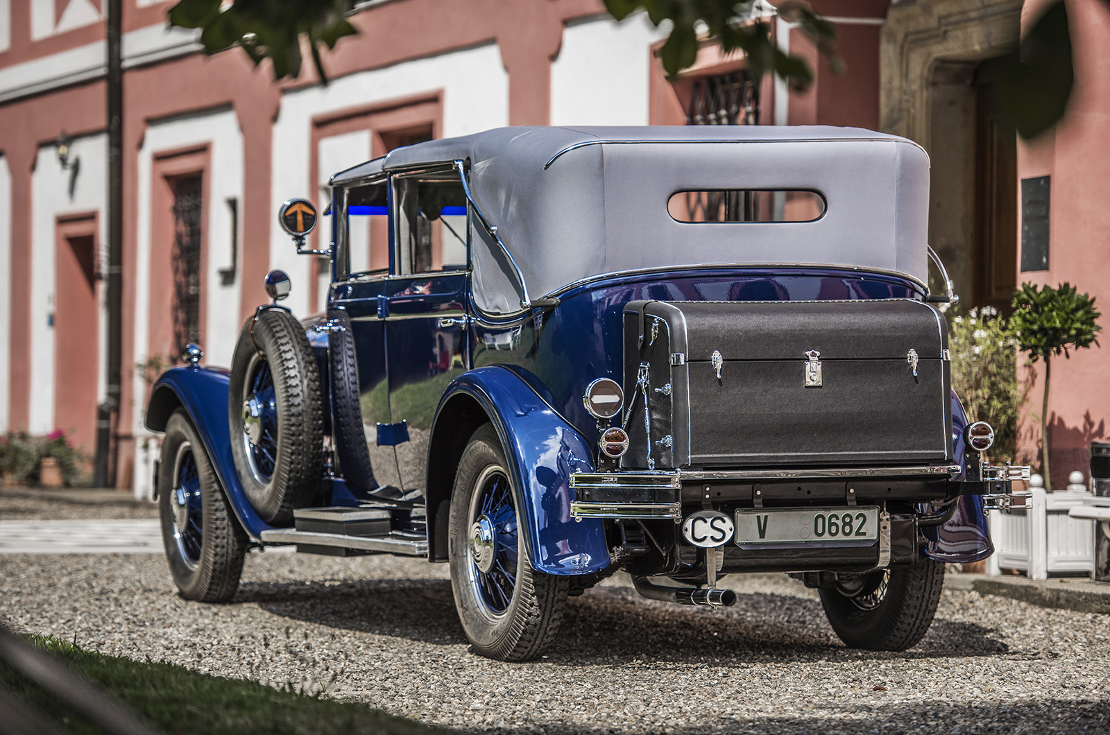 Classic & Sports Car – Anniversary restoration for Škoda's last 860 convertible