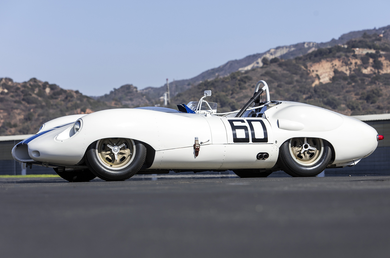 Classic & Sports Car – Moss' Lister-Jaguar to star in Scottsdale sale