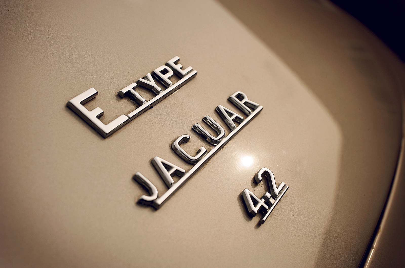 Classic & Sports Car – Everyone wants a Jaguar E-type, but which one is best?