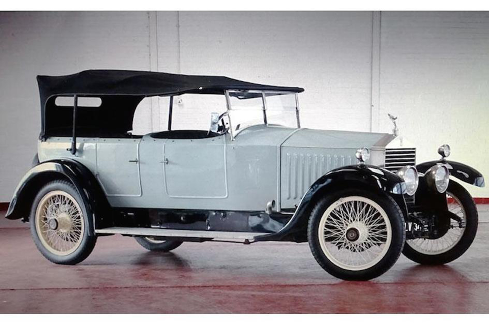 Classic & Sports Car – £115k Jaguar E-type leads H&H sale