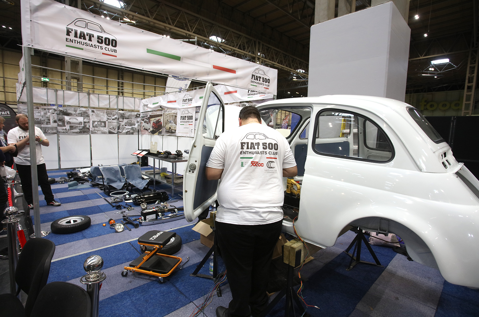Poignant WW1 tributes lift Classic Motor Show to new heights