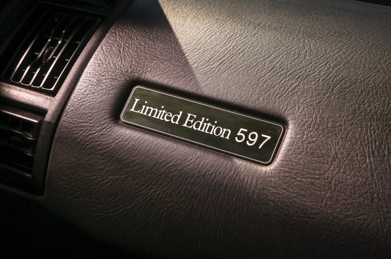 Classic & Sports Car – Daring to be different: Lotus Elan M100 vs BMW Z1