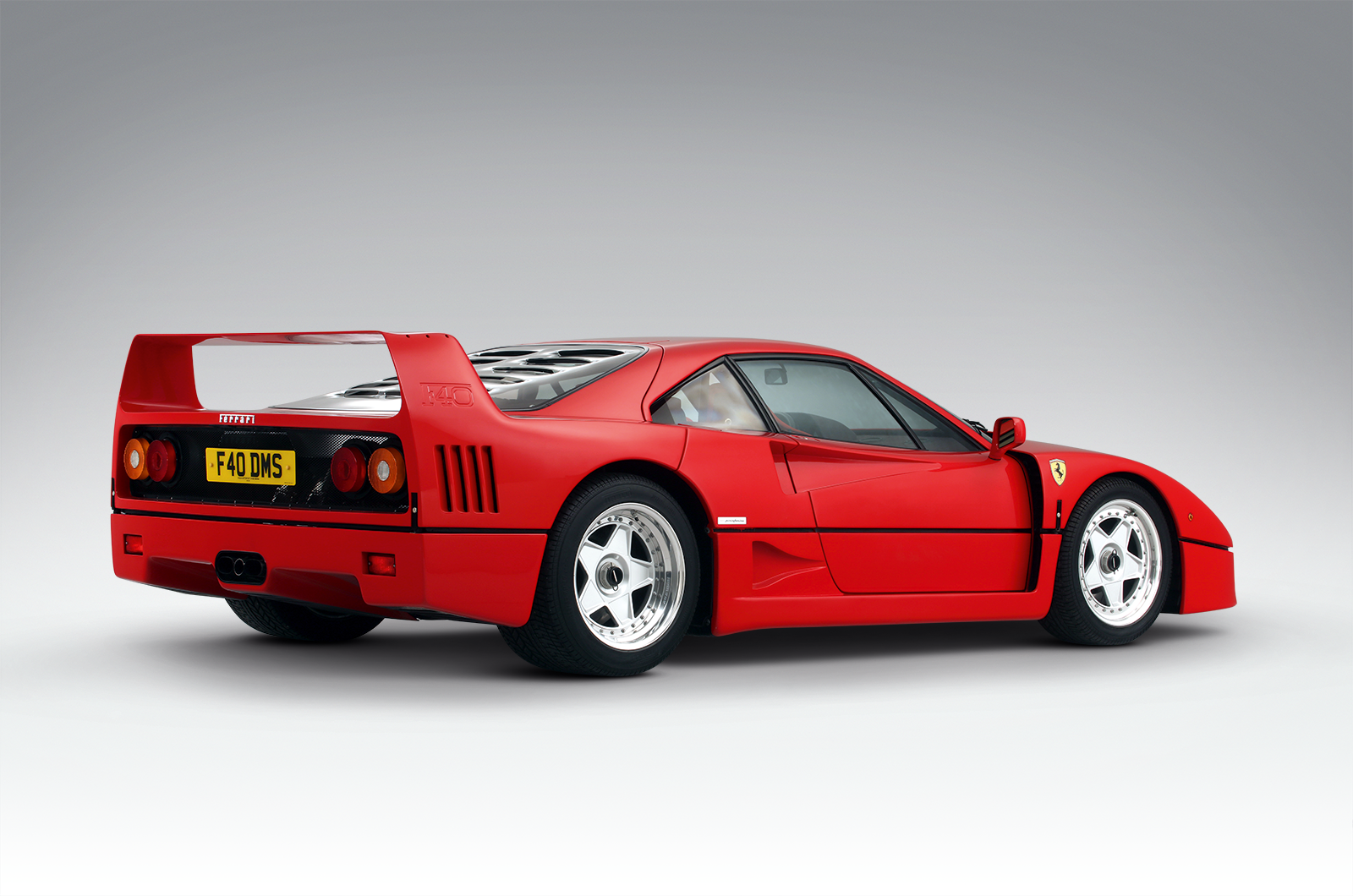 Extreme machine: the inside story of the Ferrari F40