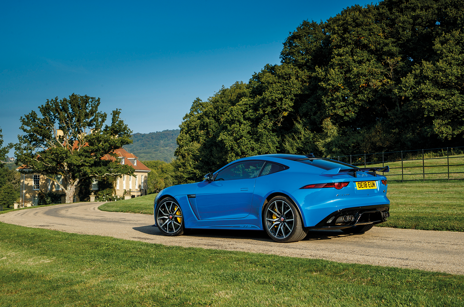 Classic & Sports Car – Future Classic: Jaguar F-Type SVR
