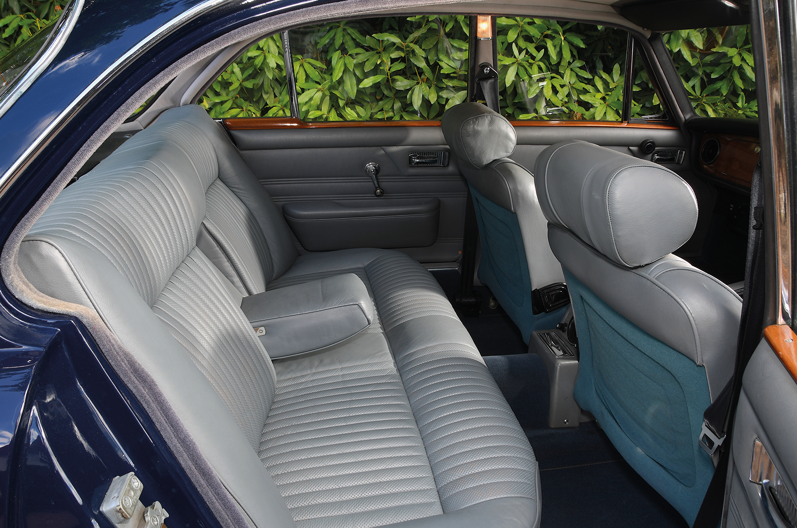 Classic & Sports Car – Why the Jaguar XJ is the world’s best saloon car