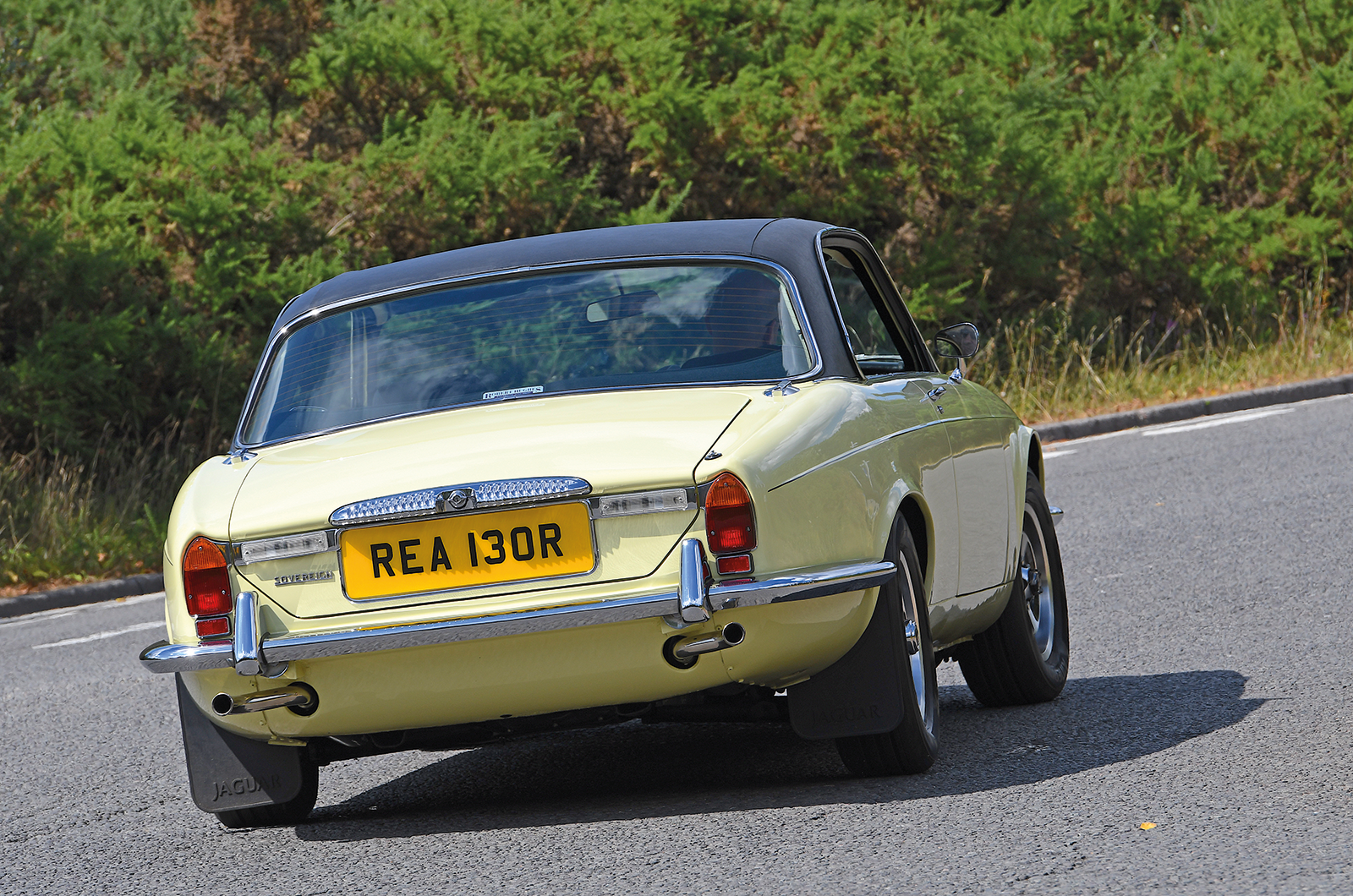 Classic & Sports Car – Why the Jaguar XJ is the world’s best saloon car