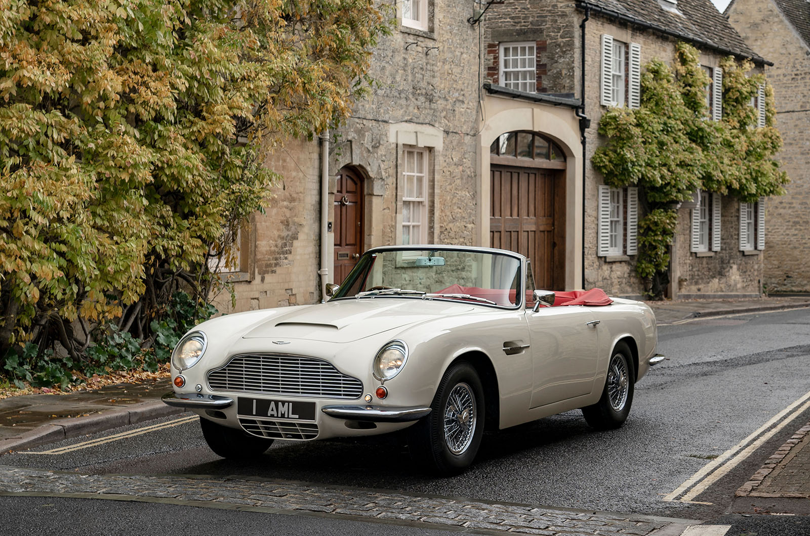 Classic & Sports Car – Aston Martin reveals reversible EV solution for classic cars