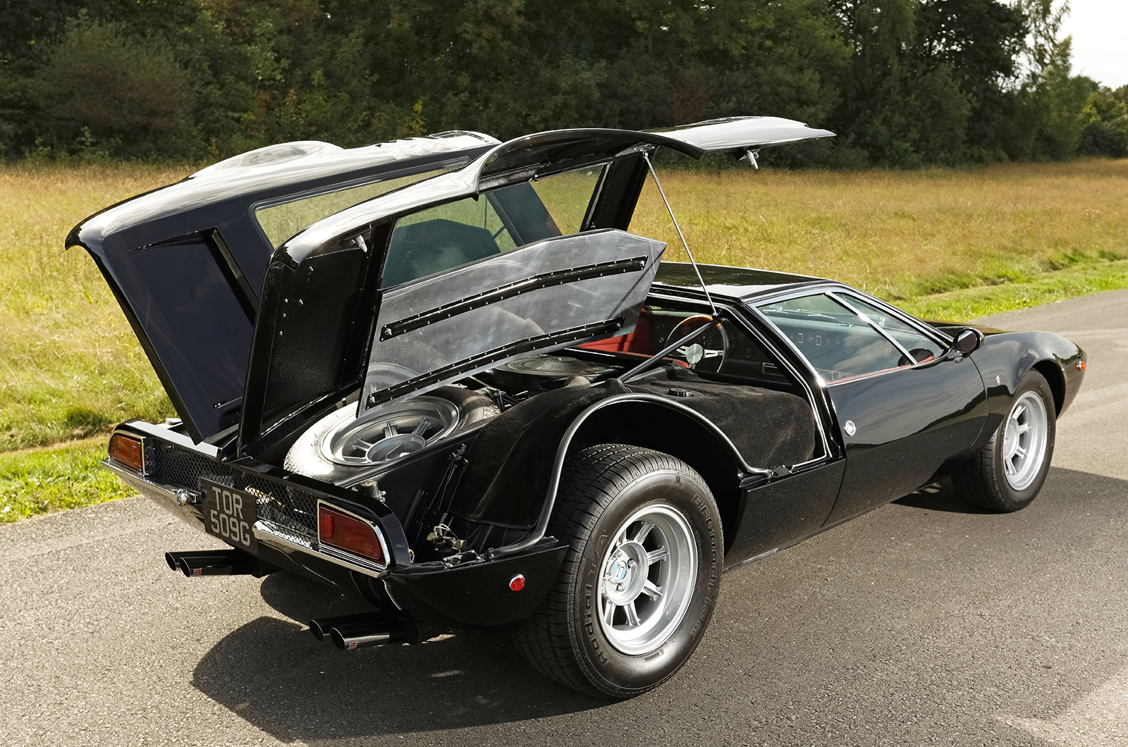 Battle of the supercars: Lamborghini Miura SV vs Ferrari 365GTB/4 Daytona vs De Tomaso Mangusta