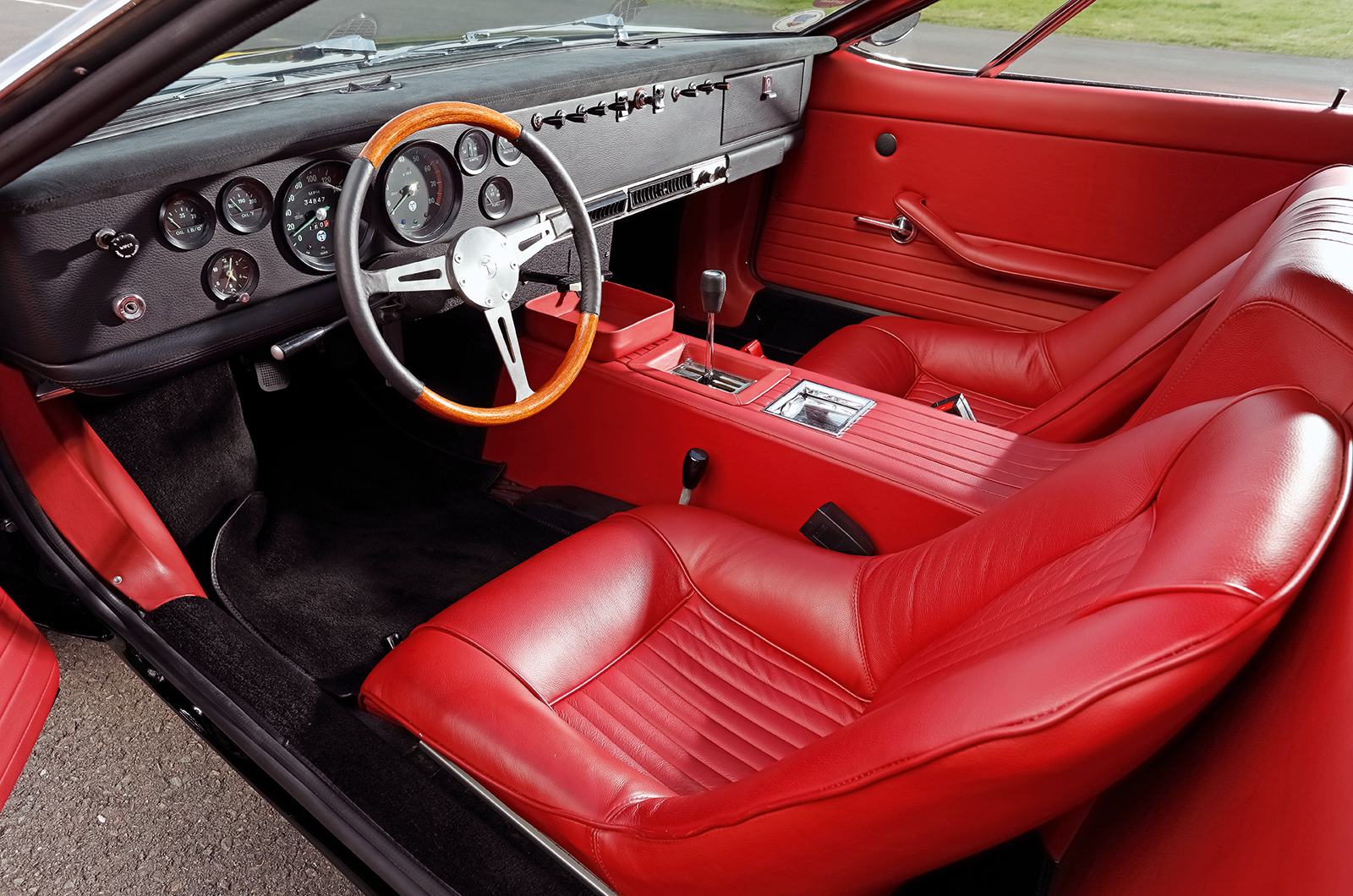 Battle of the supercars: Lamborghini Miura SV vs Ferrari 365GTB/4 Daytona vs De Tomaso Mangusta