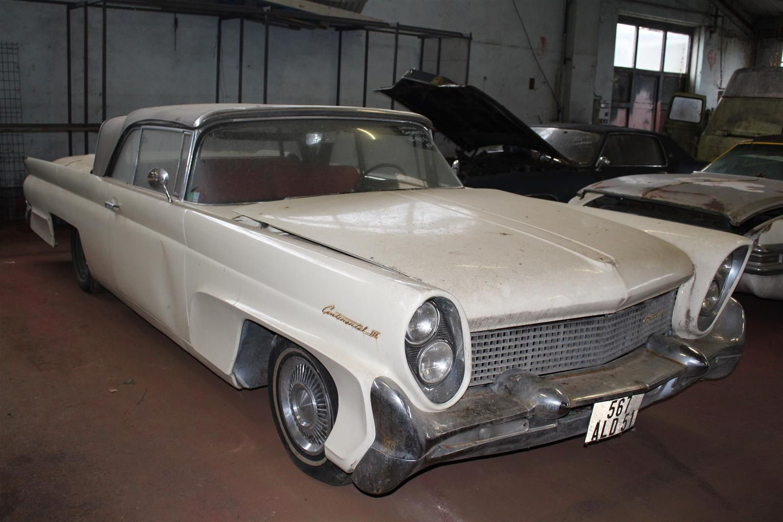 Classic & Sports Car – £493,000 Miura stars at French barn-find sale