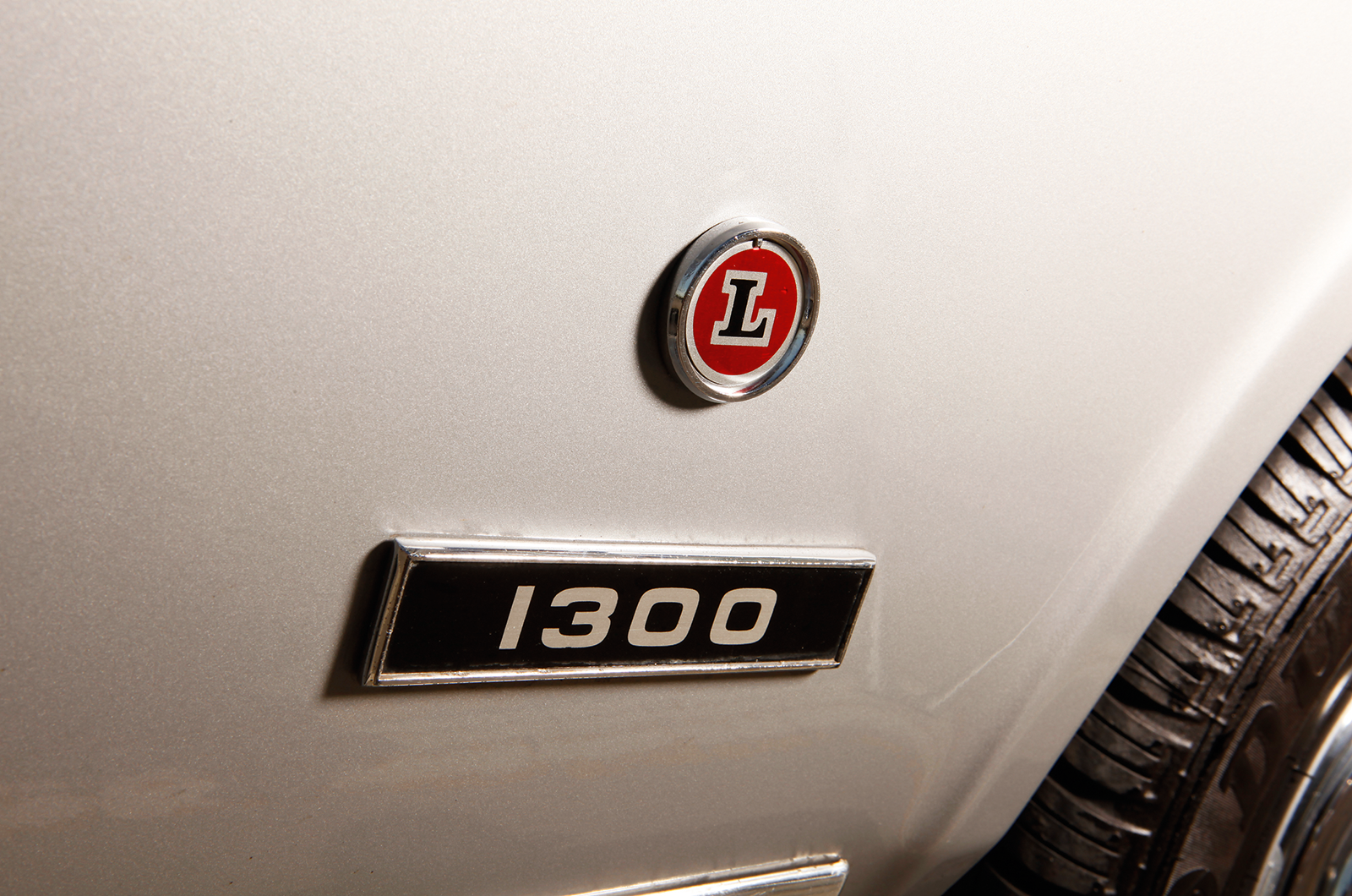 Classic & Sports Car – Ford Capri at 50: Mk1-3 driven