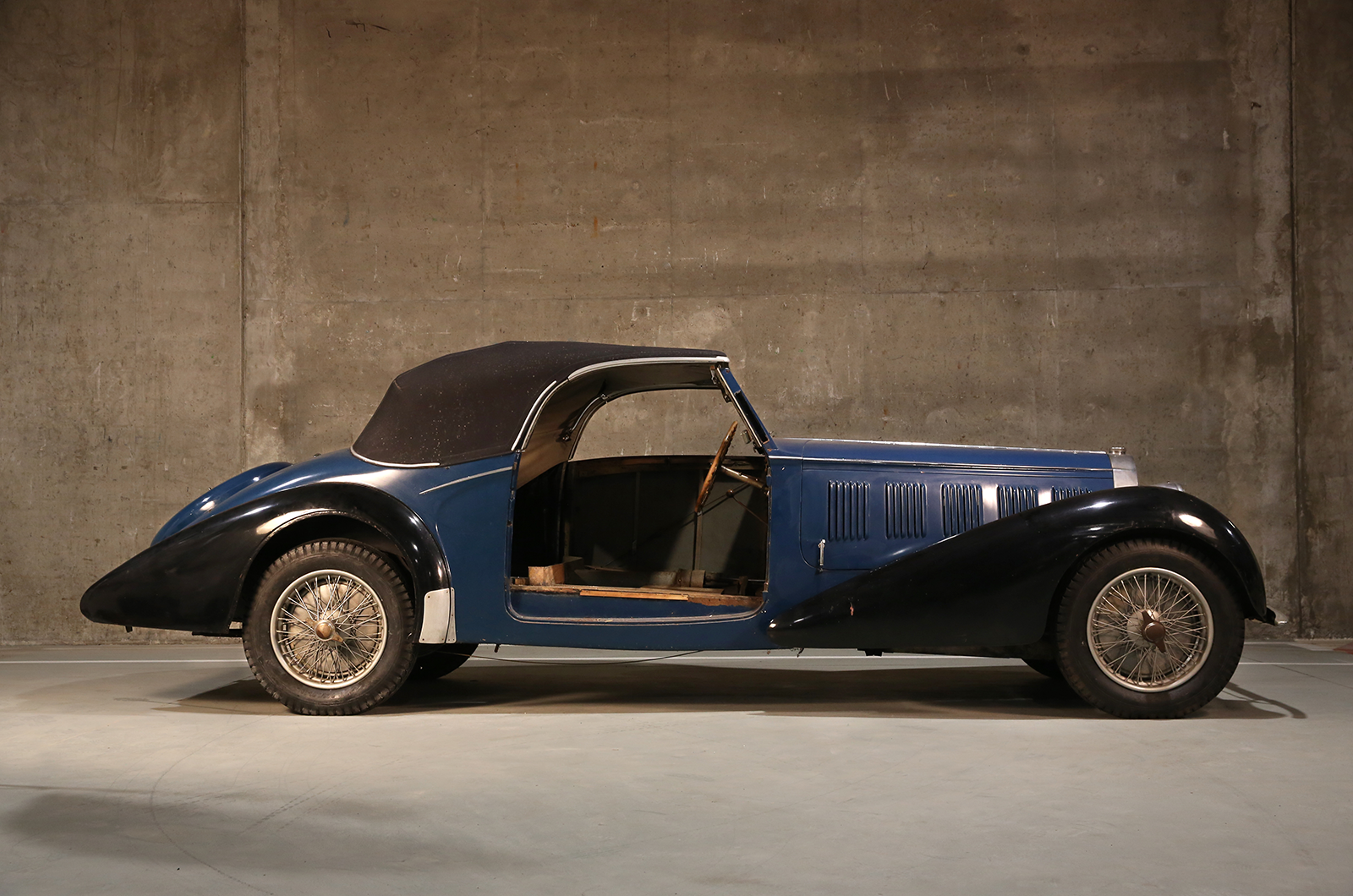 Trio of Bugatti barn finds head for Rétromobile sale