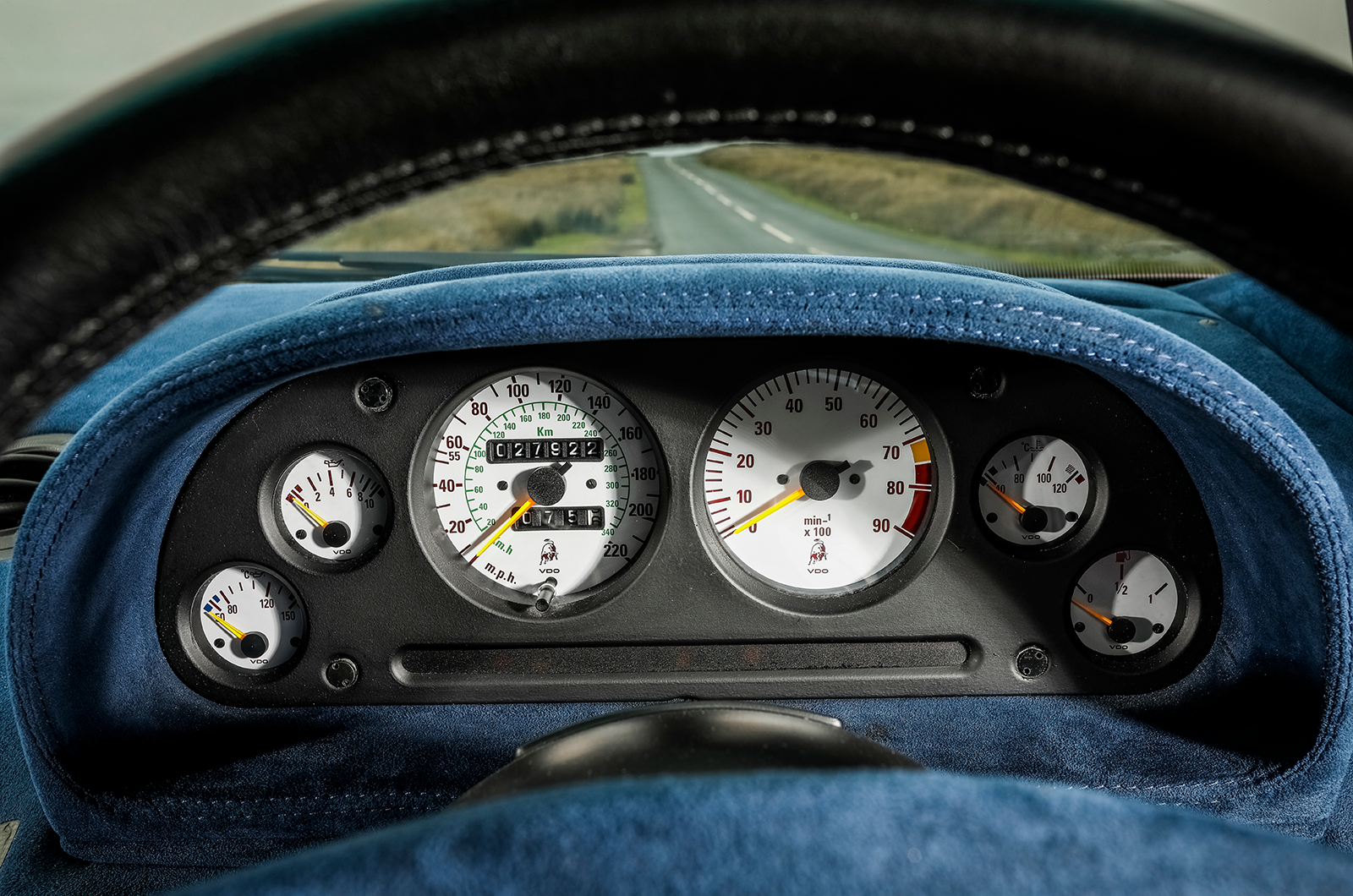 A beauty and a beast: driving the Lamborghini Diablo SE30