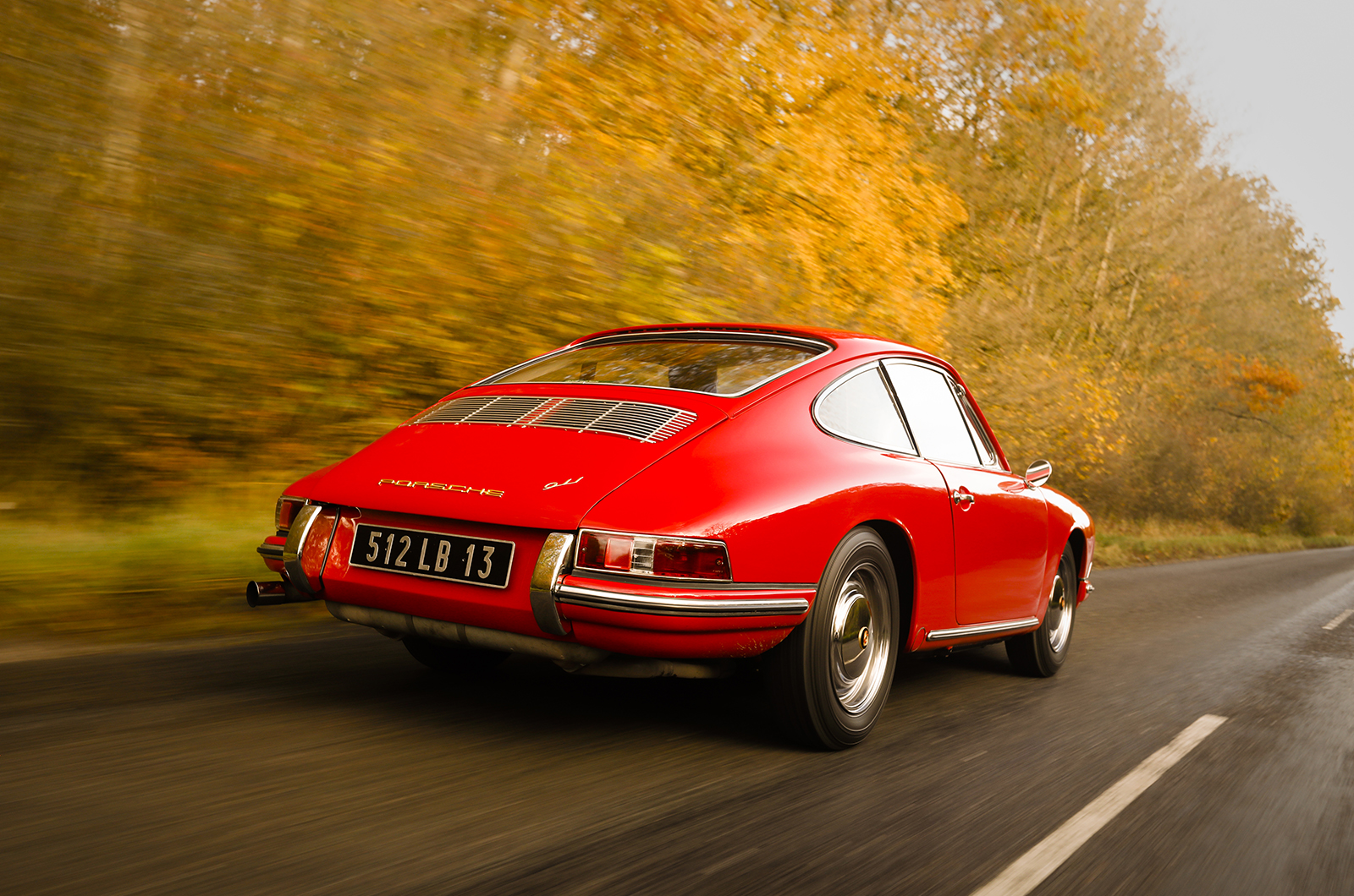 Classic & Sports Car – Porsche 911 vs Alpine A110: Rally heroes for the road
