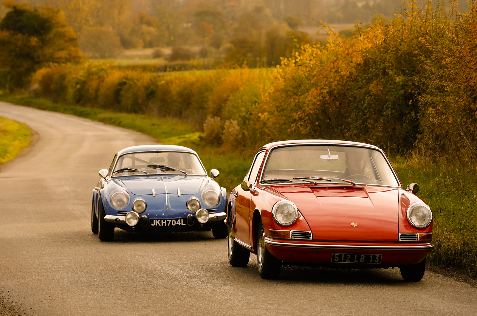 Classic & Sports Car – Porsche 911 vs Alpine A110: Rally heroes for the road