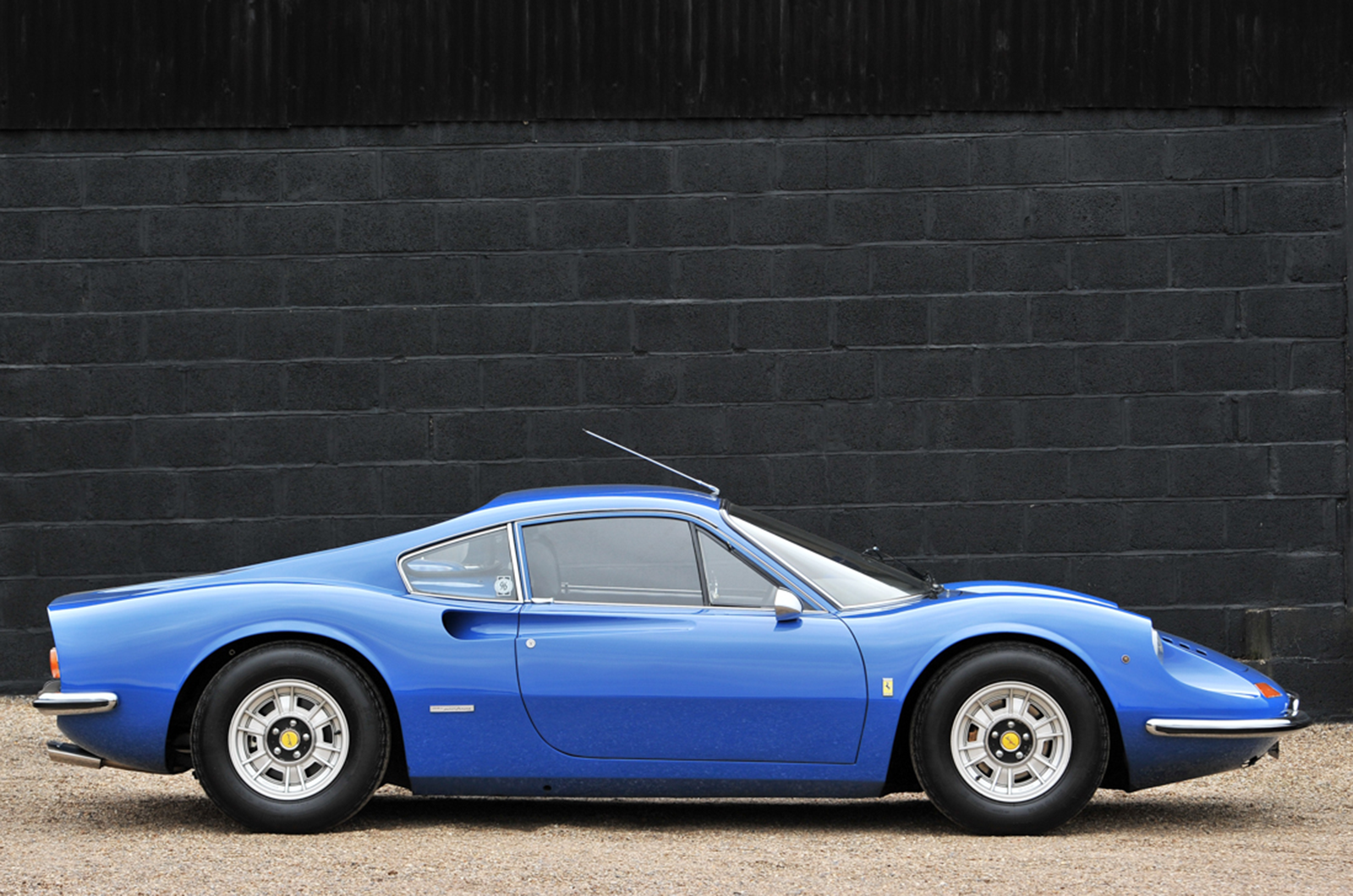 Rare and beautiful Dino heads to Race Retro auction