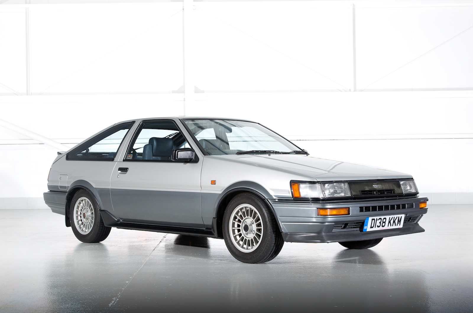 Classic & Sports Car - Japanese youngtimers to buy right now