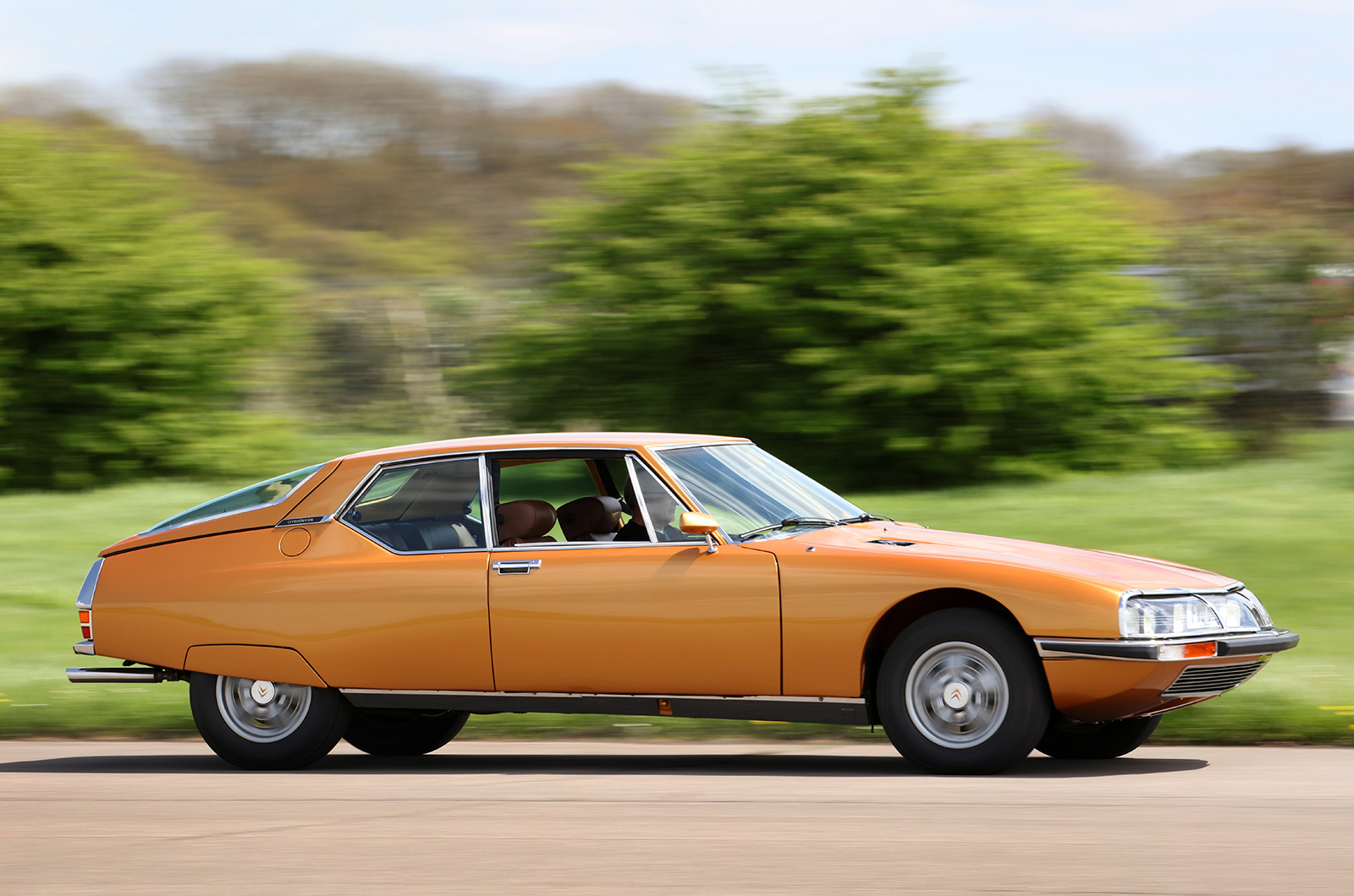 Classic & Sports Car – Citroën SM and Oldsmobile Toronado: groundbreaking GTs