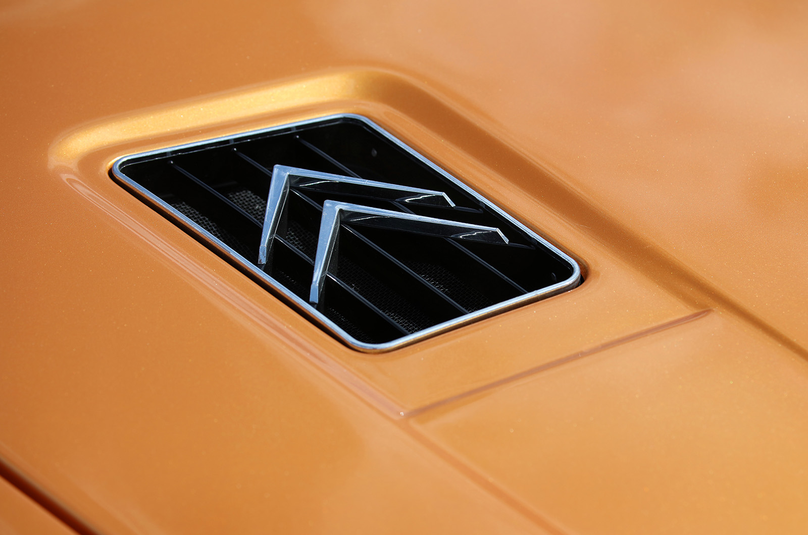 Classic & Sports Car – Citroën SM and Oldsmobile Toronado: groundbreaking GTs