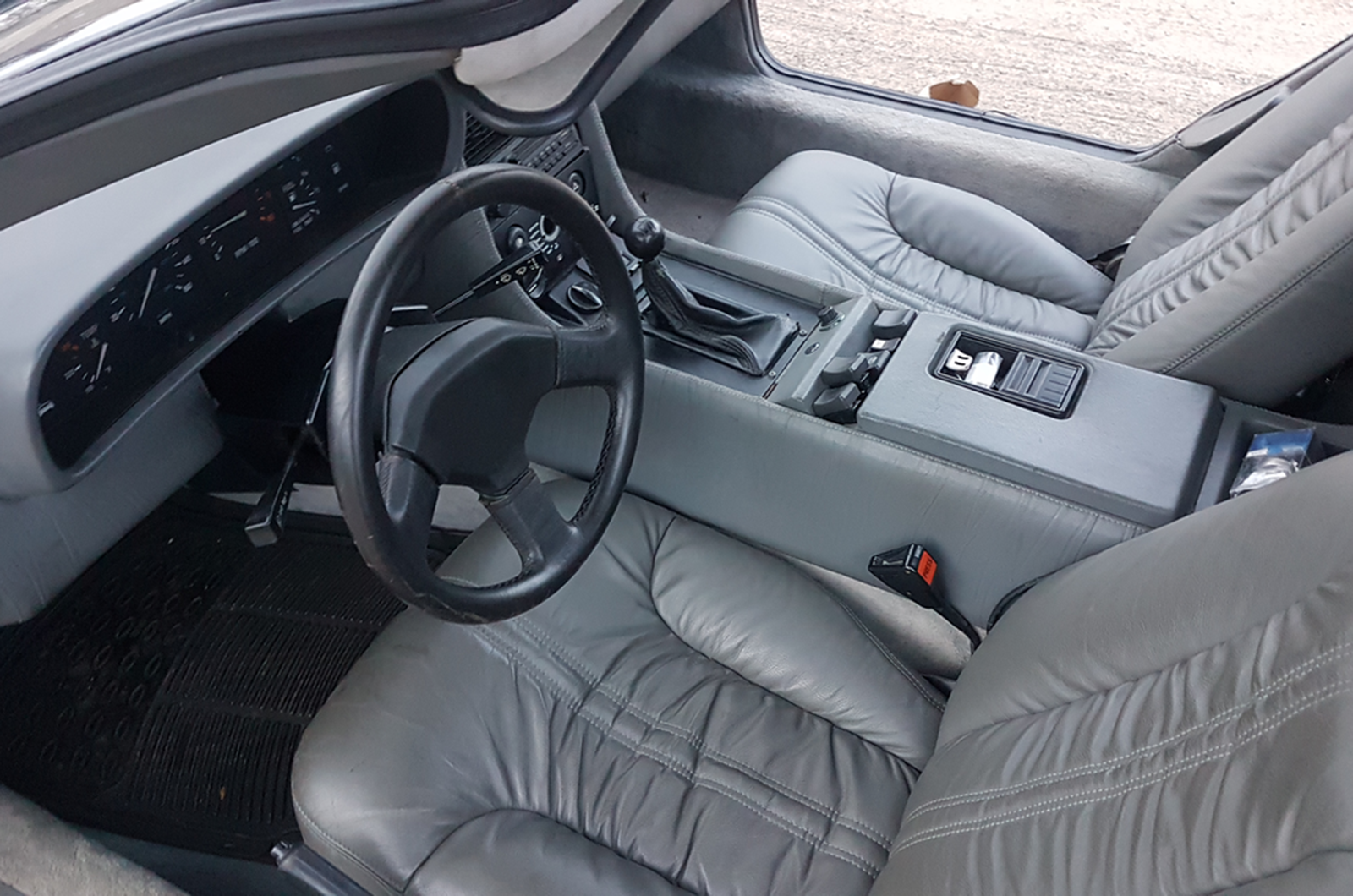 Classic & Sports Car – Double DeLorean temptation at CCA’s NEC sale