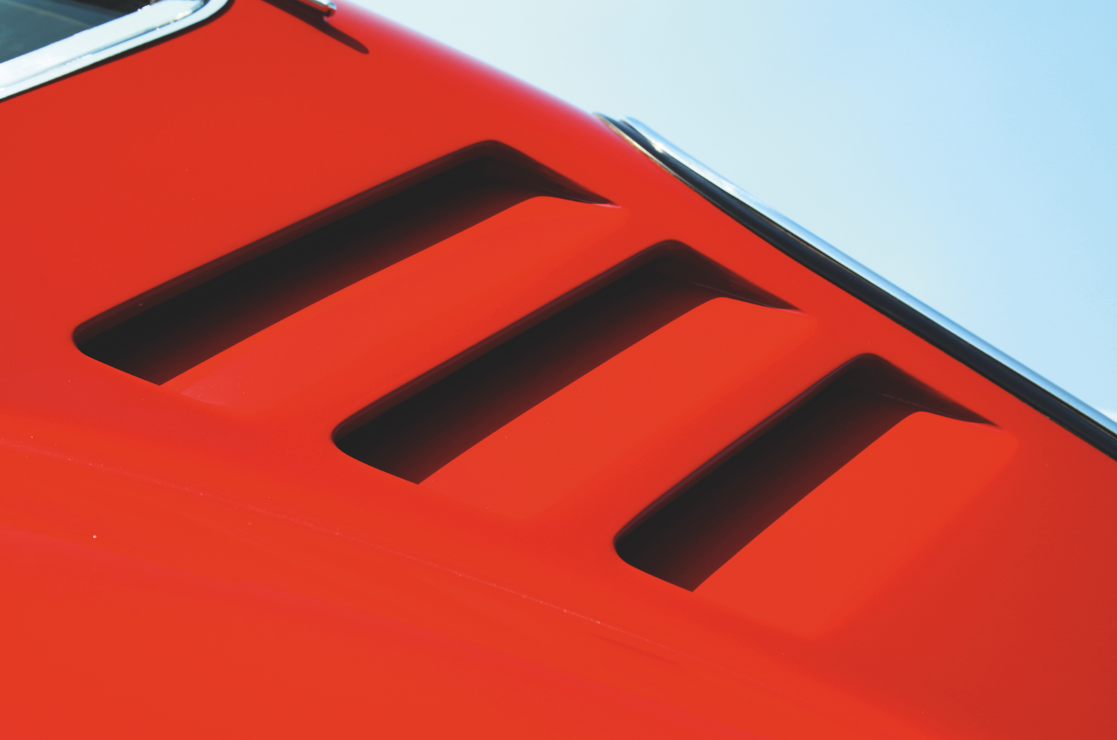 Classic & Sports Car – Behind the wheel of Steve McQueen’s Ferrari 275GTB/4