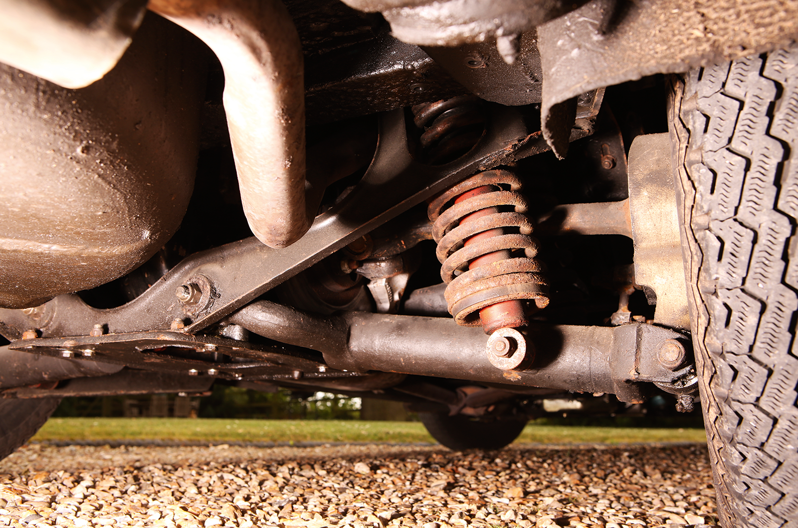 Classic & Sports Car – Buyer’s guide: Jaguar 420 and Daimler Sovereign