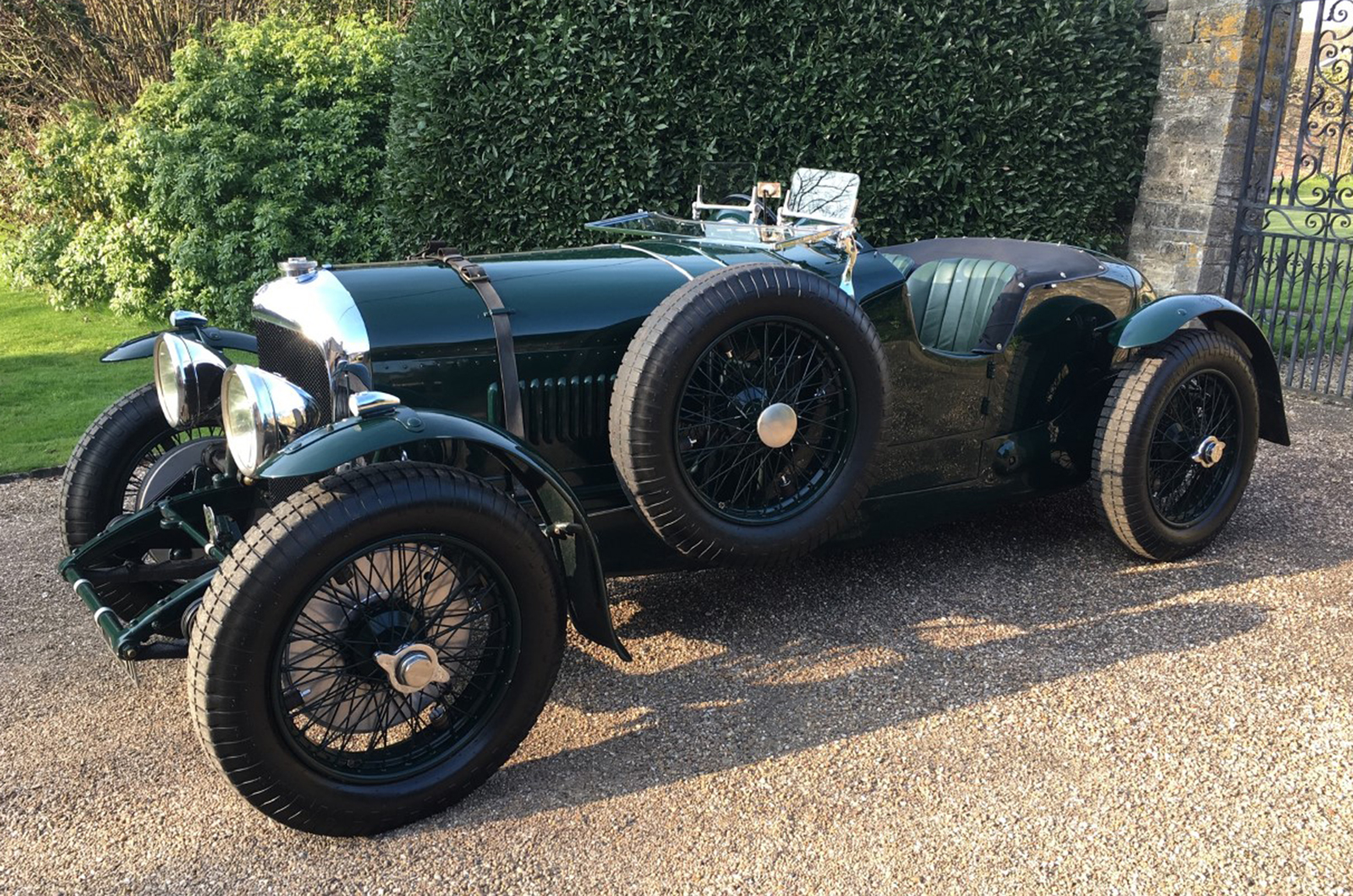 Classic & Sports Car – 10 Bentleys head to Heveningham for centenary celebration