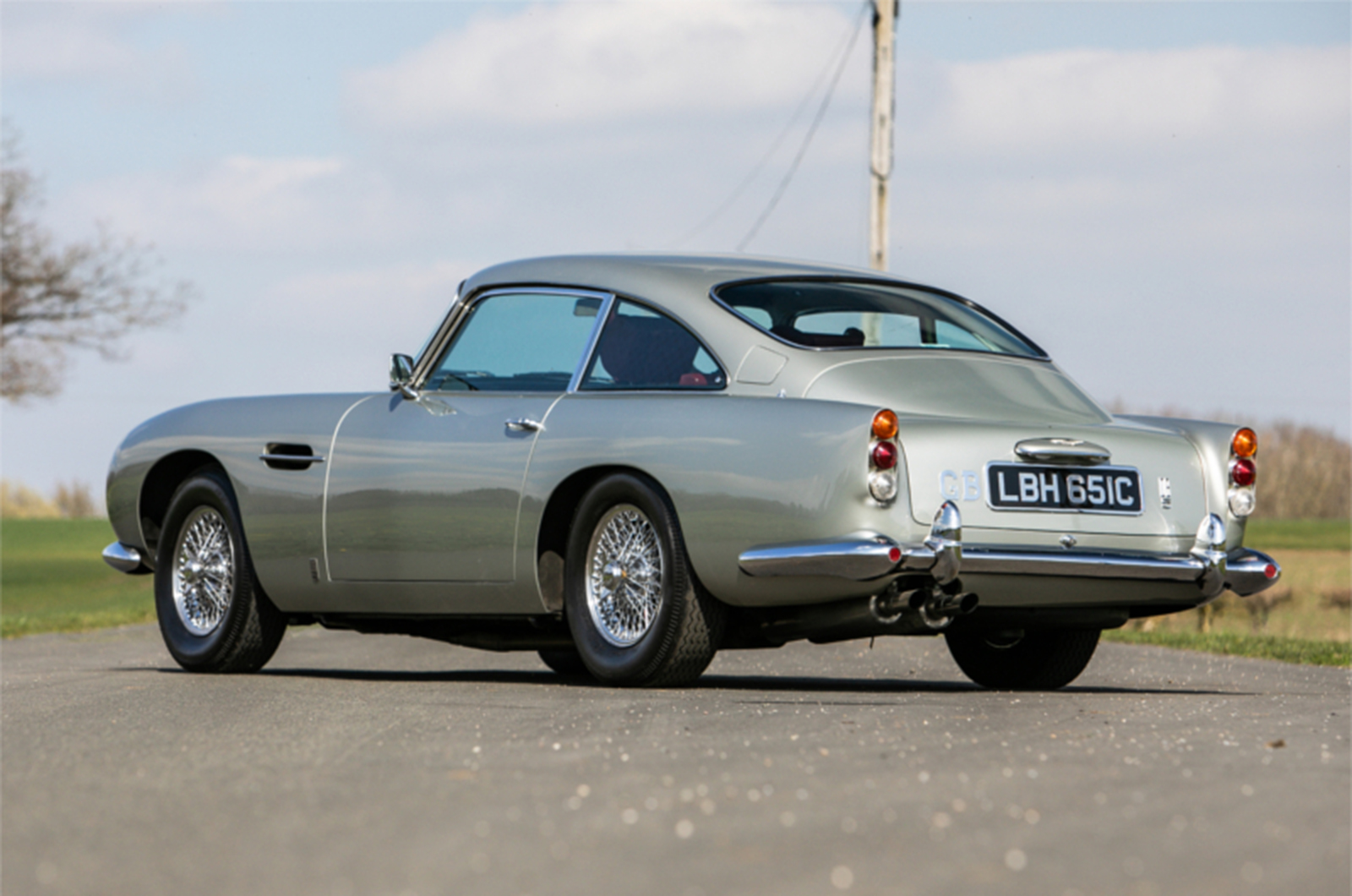 Classic & Sports Car – Special Aston Martins headline British Marques sale