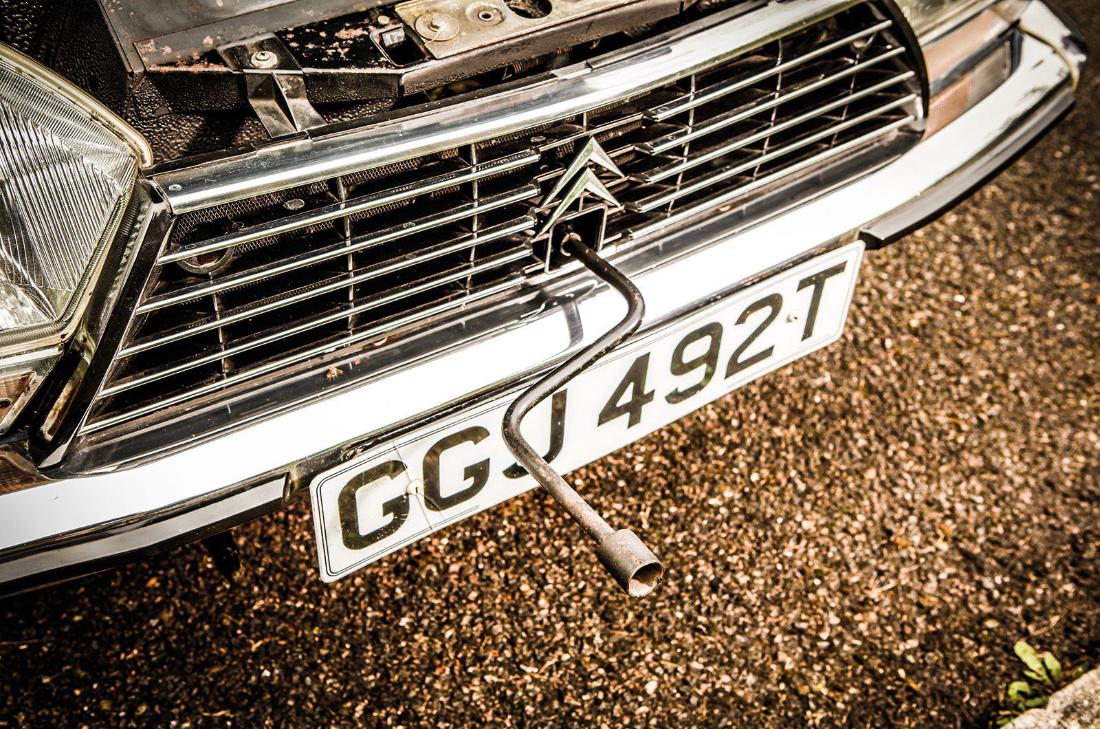 Classic & Sports Car – Avant-garde for the masses: Citroën GS Pallas vs Vanden Plas 1.7