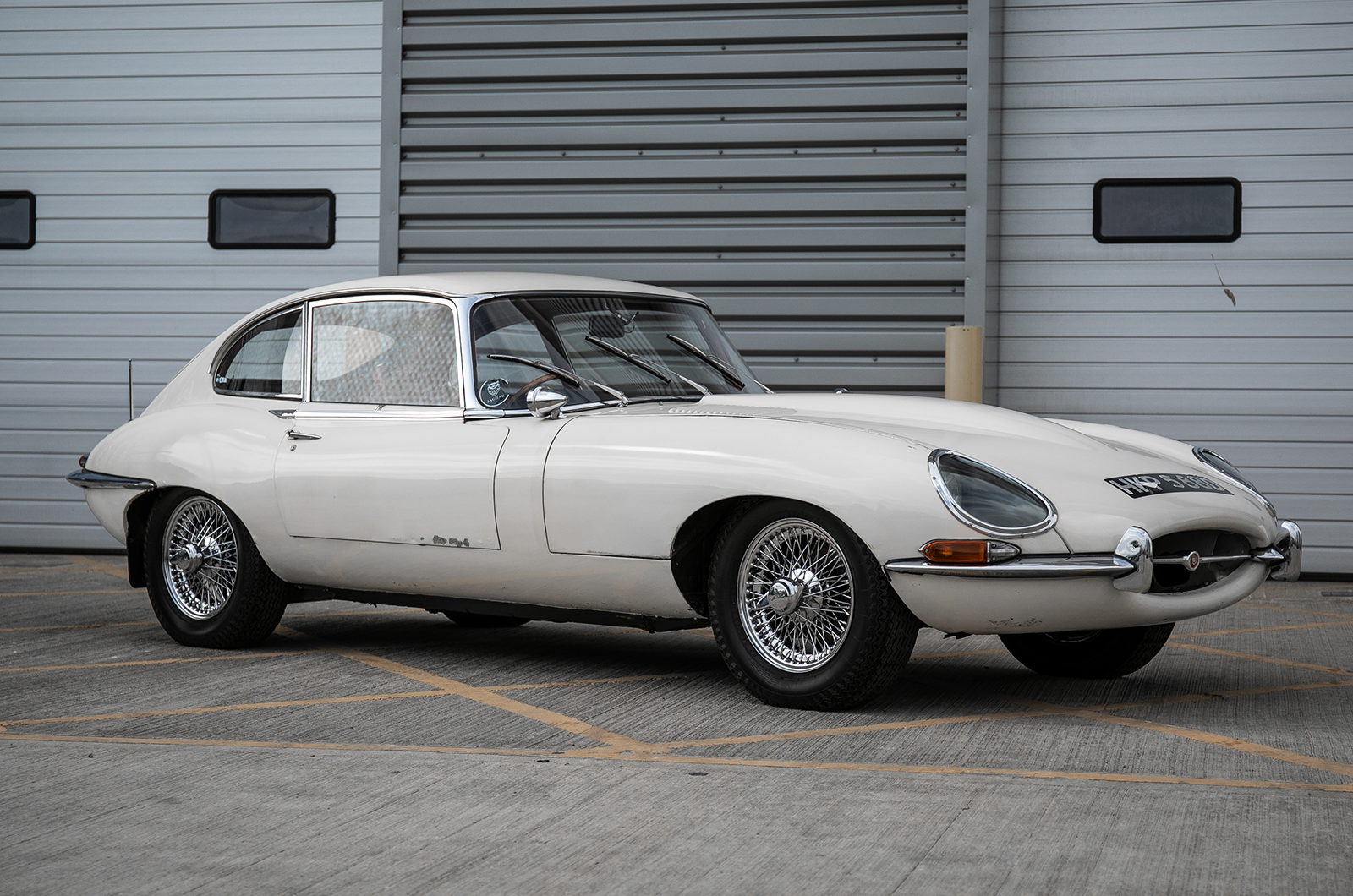 Classic & Sports Car – Fancy a project? 4 TLC-ready Jaguars are coming to auction