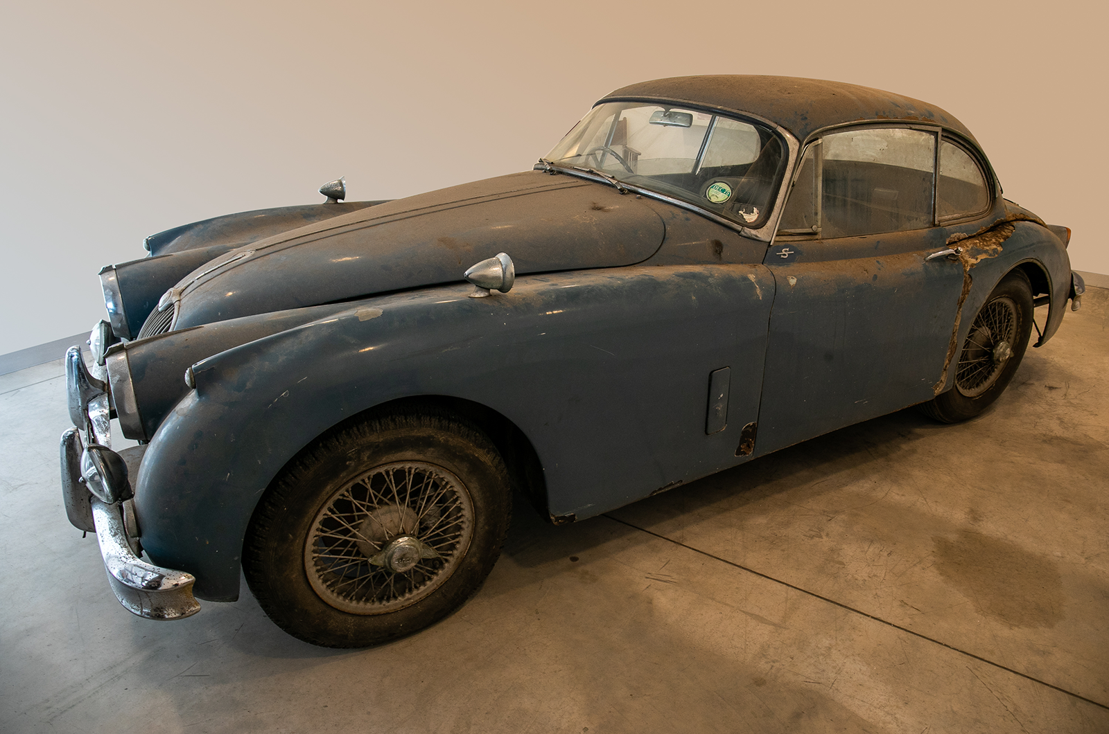 Classic & Sports Car – Fancy a project? 4 TLC-ready Jaguars are coming to auction