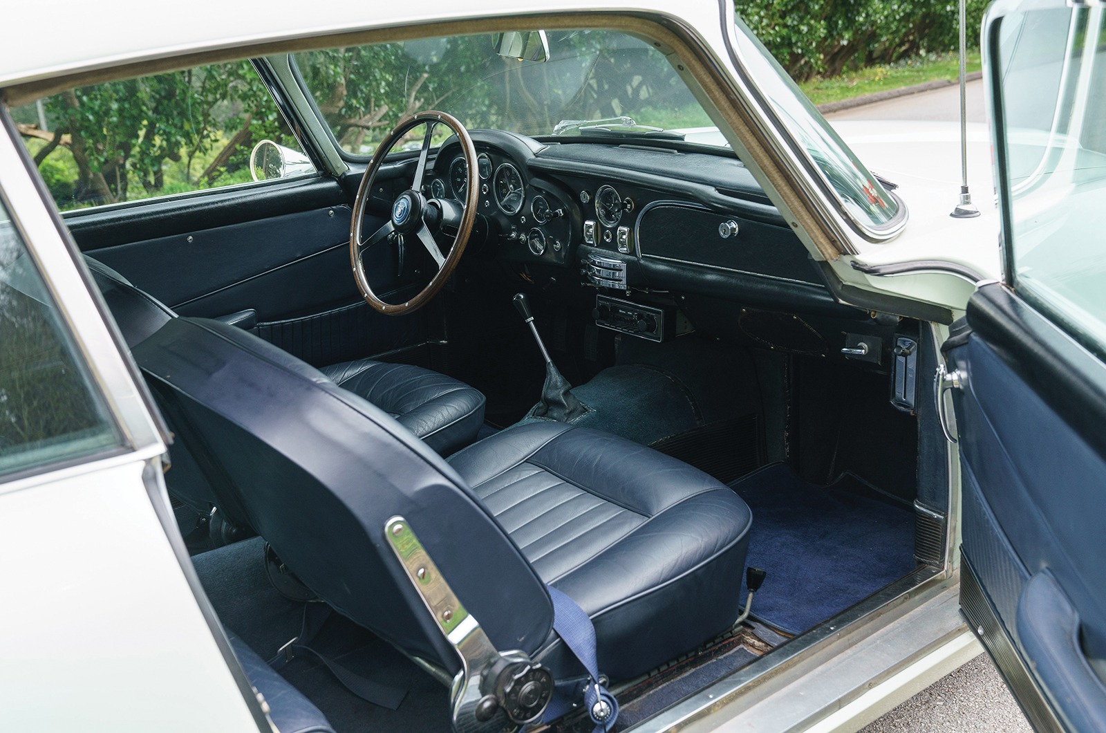 Classic & Sports Car – DB5 is first confirmed lot in Aston Martin summer sale