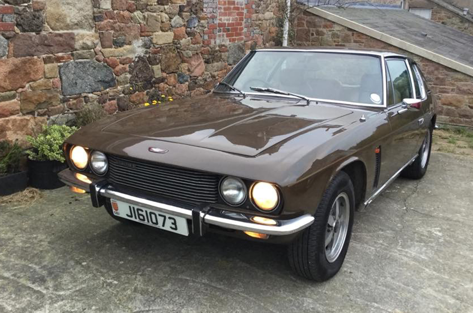 Classic & Sports Car – Happiness is owning a classic car