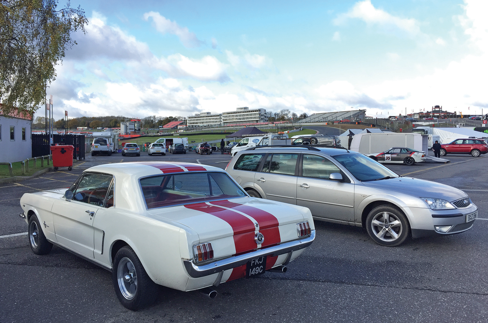 Classic & Sports Car – Our classics: Ford Mustang
