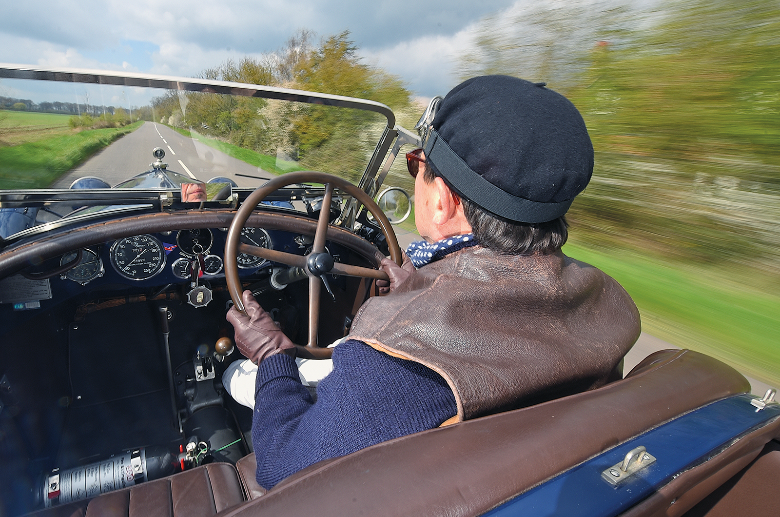Classic & Sports Car – Alfa Romeo 8C: Driving a rare ‘Long Chassis’