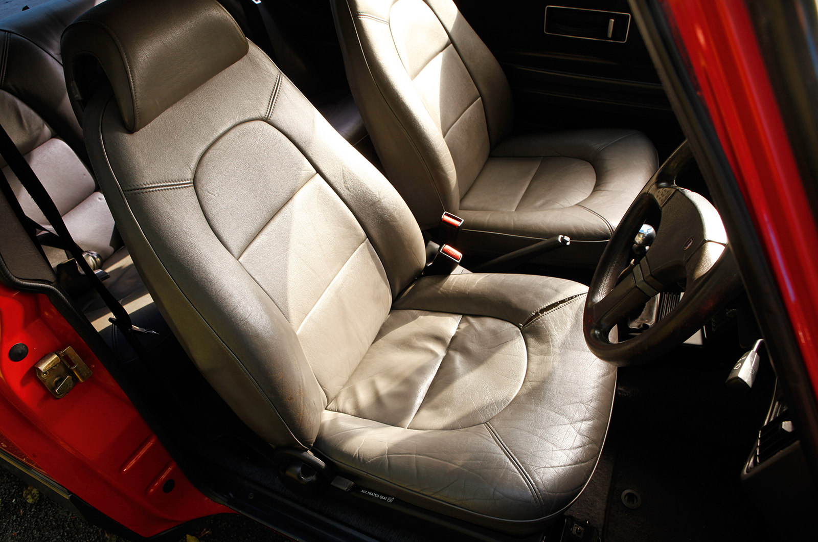 Classic & Sports Car – Buyer’s guide: Saab 900 Turbo