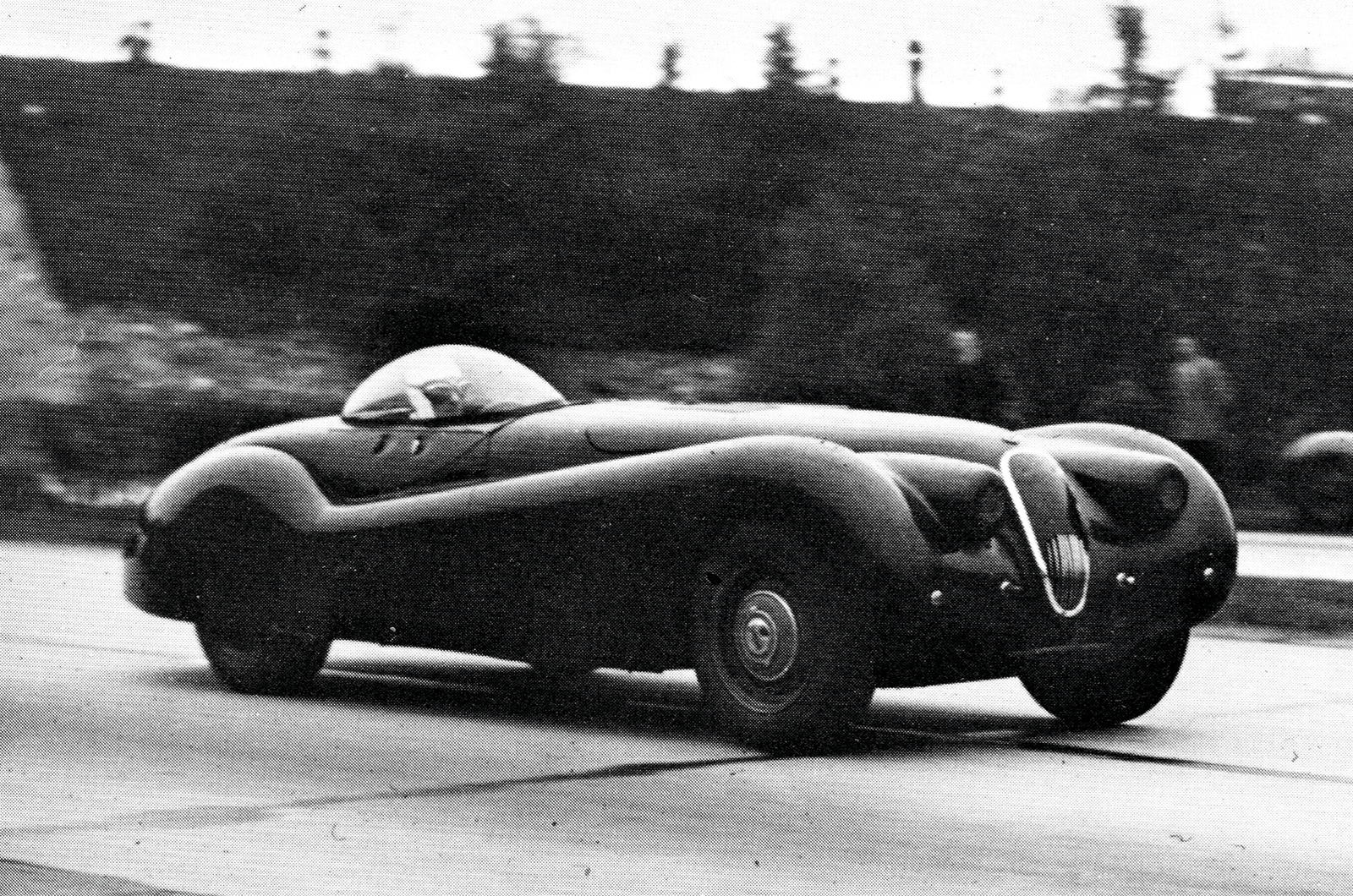 Classic & Sports Car – Jaguar legend Norman Dewis dies aged 98