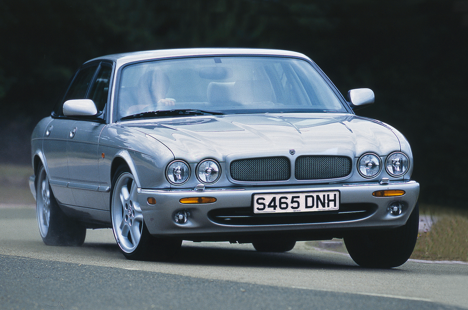 Classic & Sports Car – 19 undervalued classics from the 1990s
